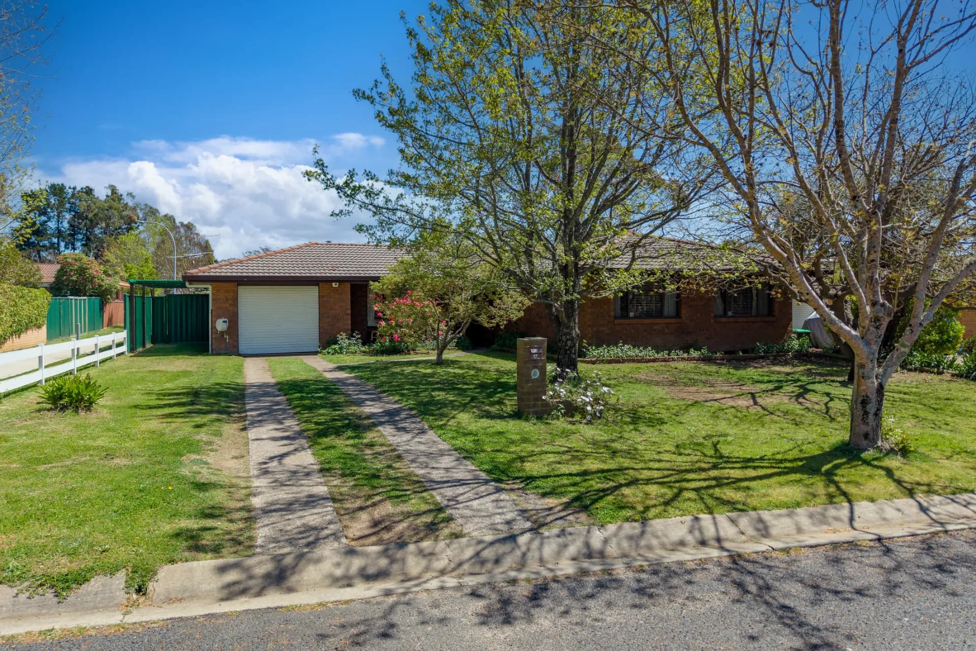 17 Lonsdale Street, Armidale - Image 1