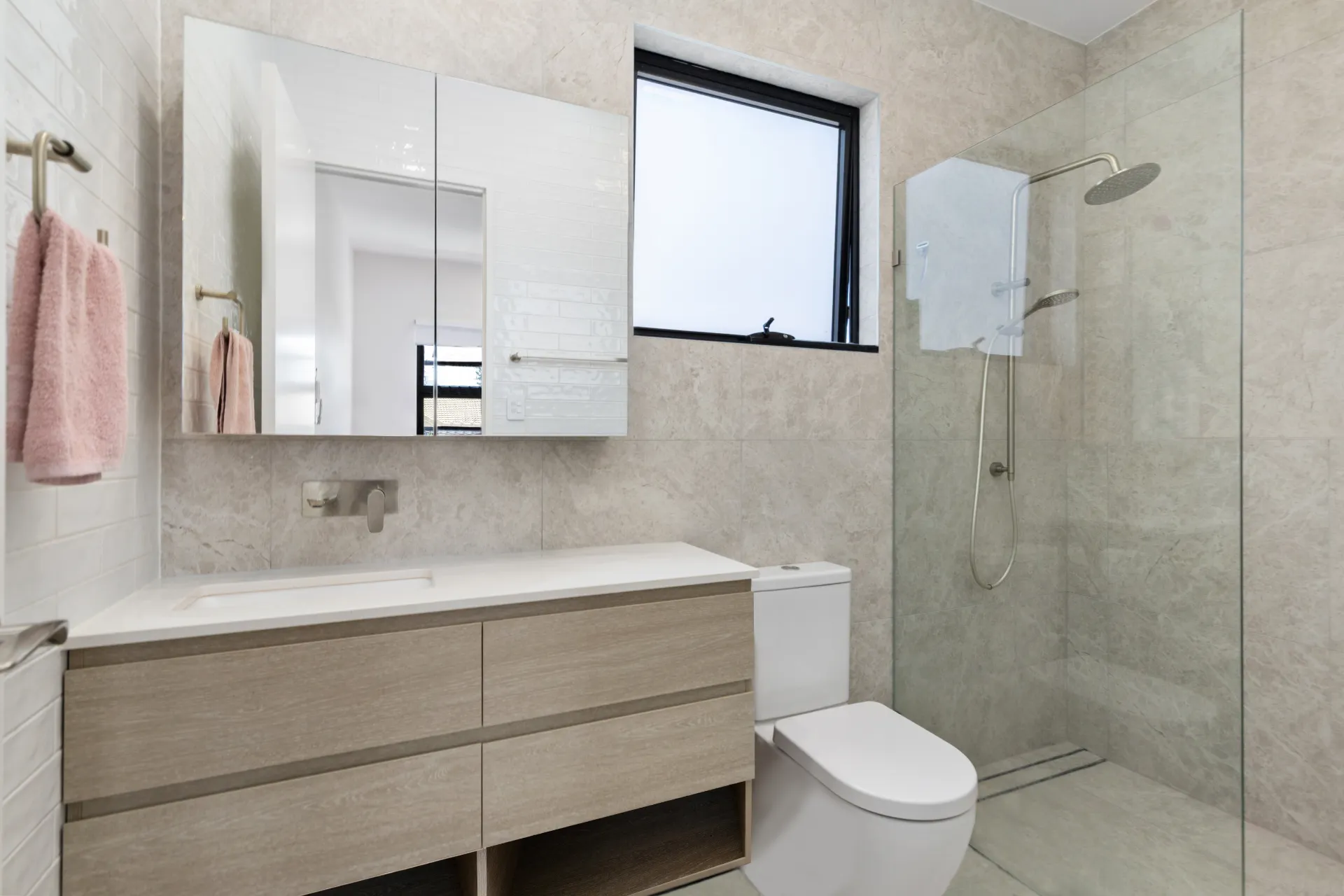 1/6 Twenty First Avenue, Palm Beach, QLD, Palm Beach - Thumbnail 8