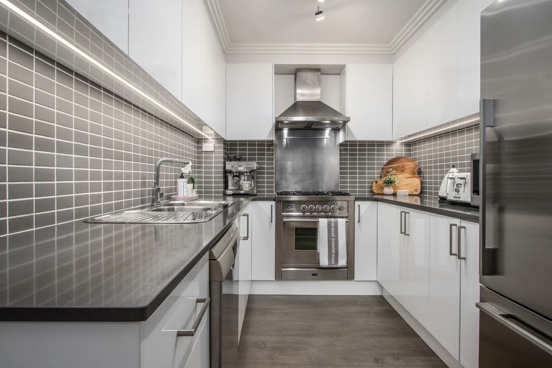 4/3-5 Shackel Avenue, Brookvale, NSW, Brookvale - Thumbnail 4