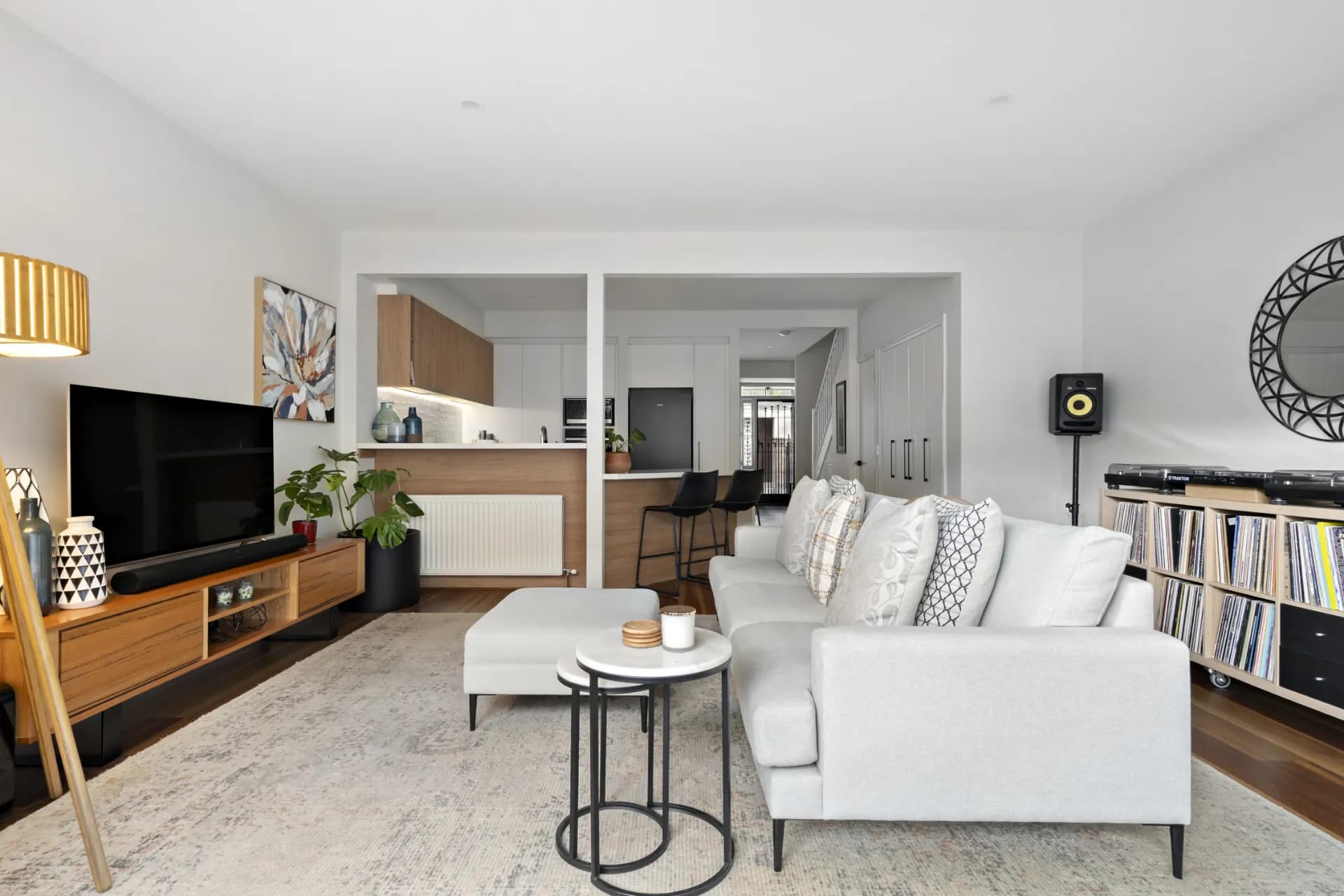 16 Cremorne Street, Fitzroy., Fitzroy - Thumbnail 3