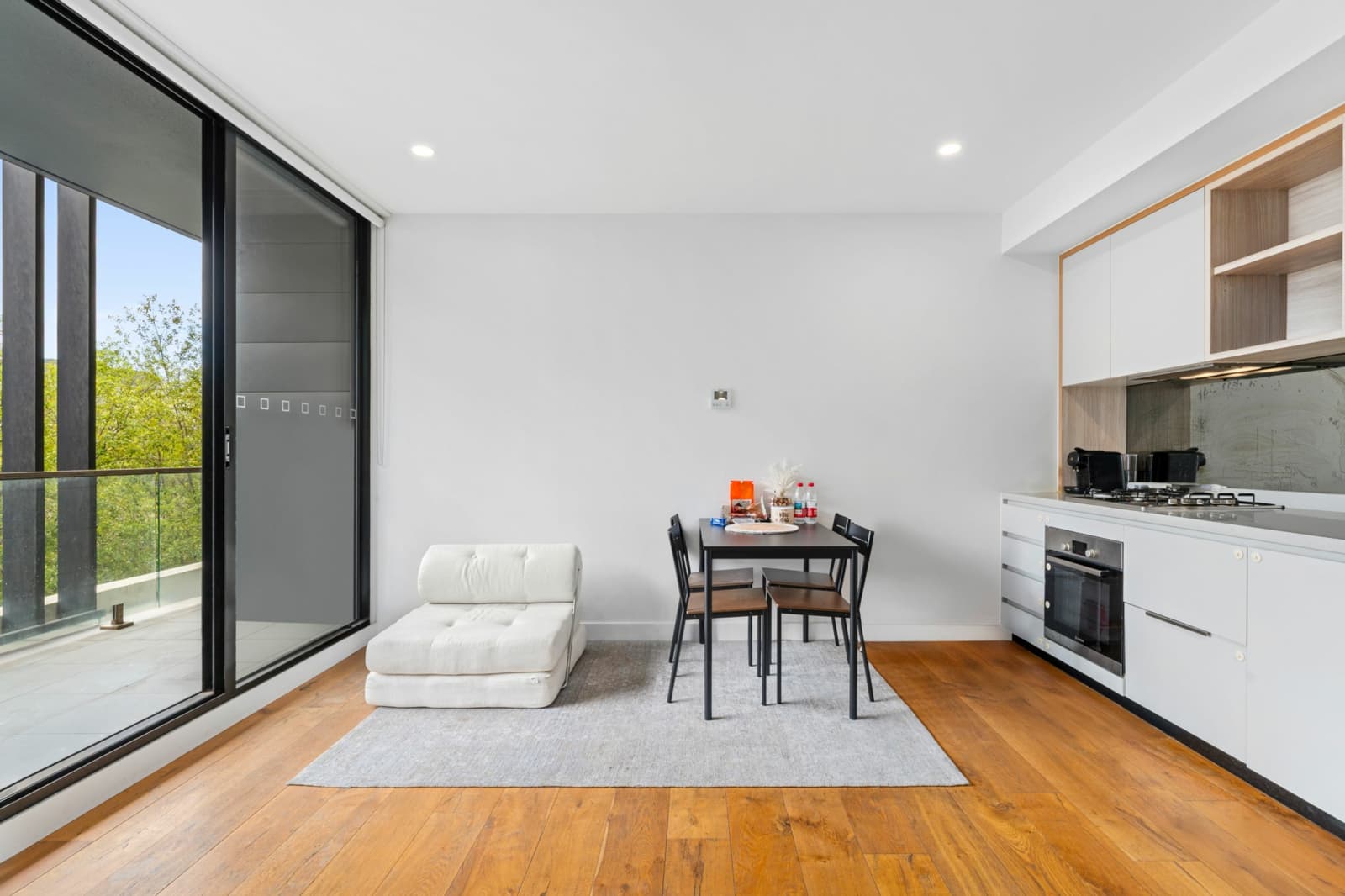 107/19 Wellington Road,Box Hill, Box Hill - Image 1