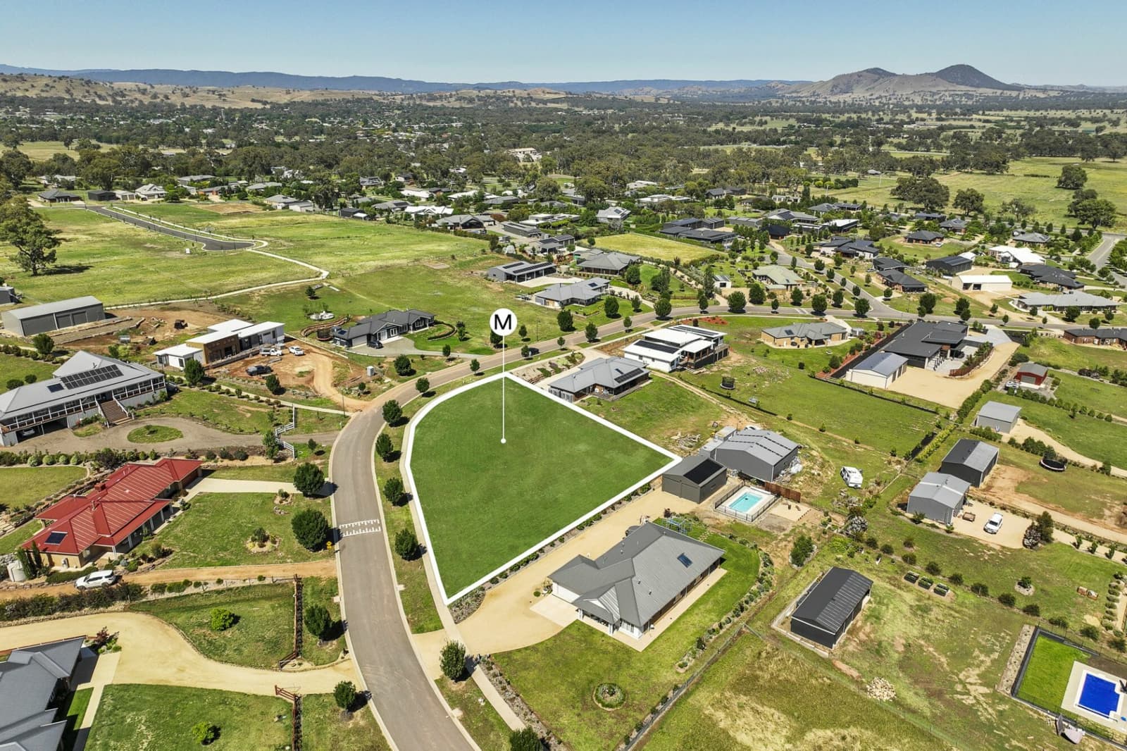 21 Lomandra Way, Mansfield - Thumbnail 2