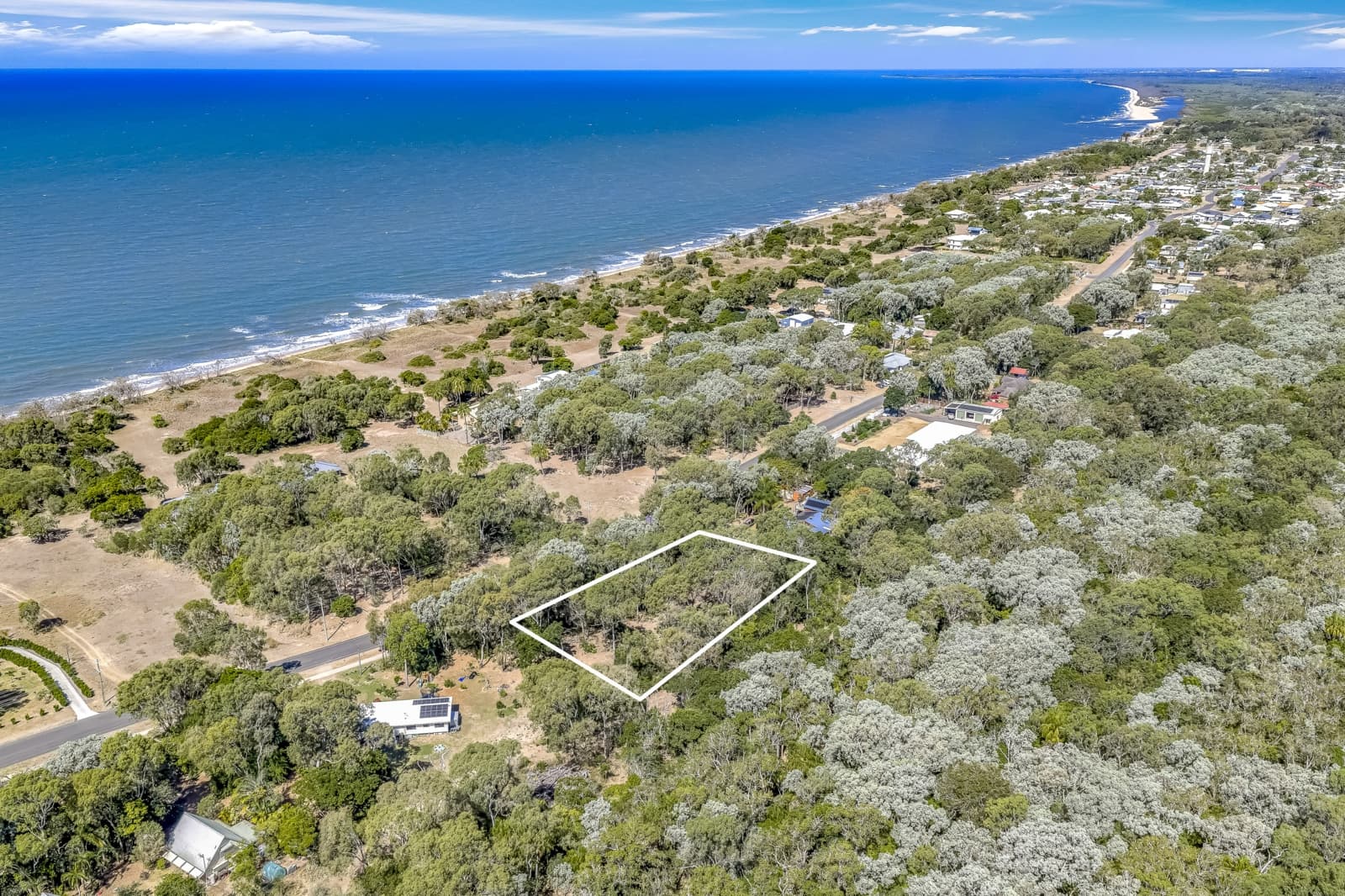 49 Sylvan Drive,Moore Park Beach, Moore Park Beach - Thumbnail 2