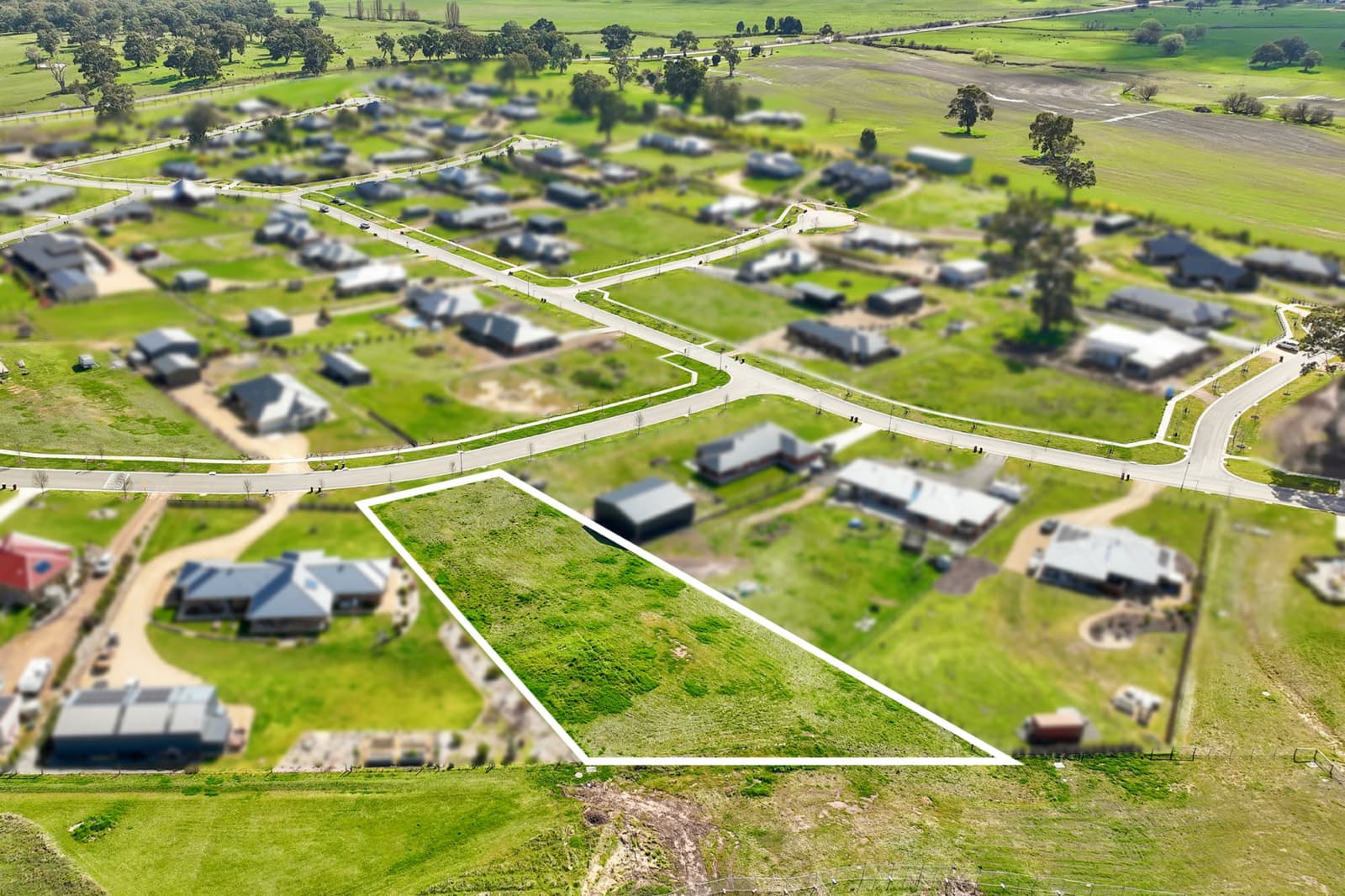 28 Lomandra Way,Mansfield, Mansfield - Thumbnail 2