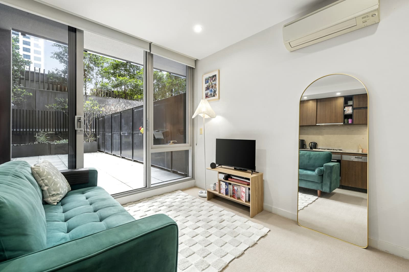 109/227 Toorak Road,South Yarra, South Yarra - Thumbnail 2
