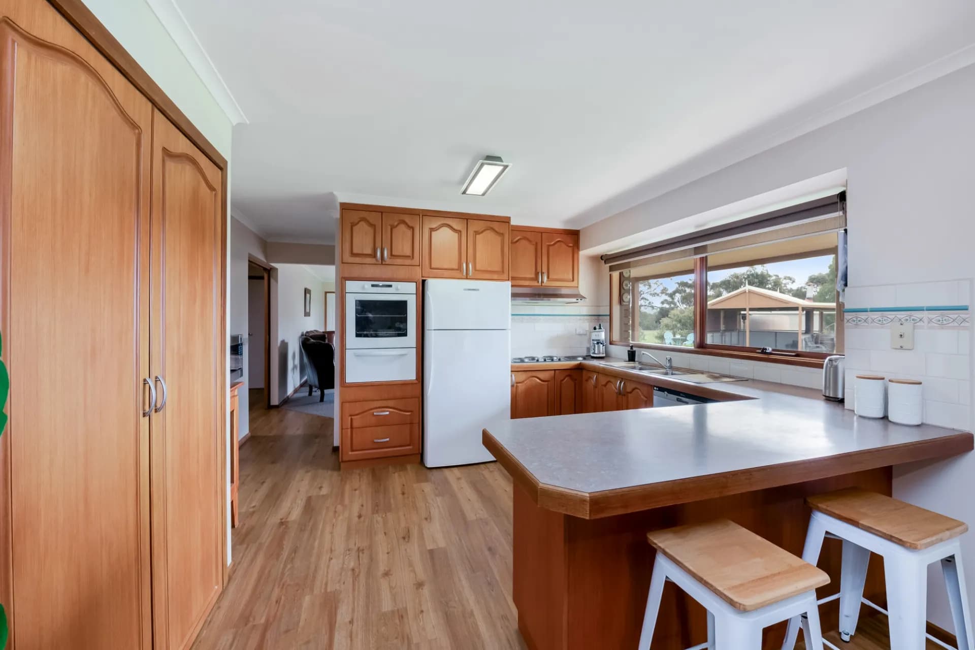 144 Ramon Parade, Ravenswood - Thumbnail 4