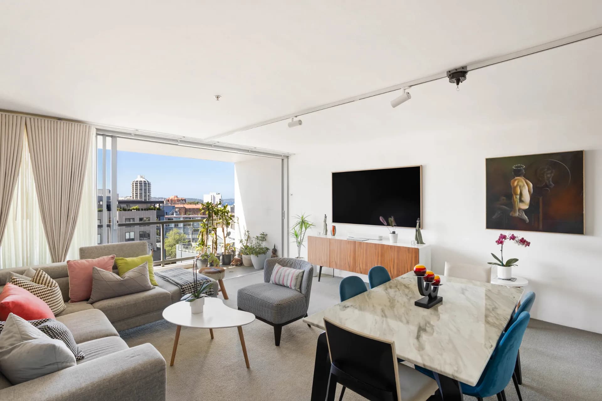904/3 Kings Cross Road, Darlinghurst - Image 1