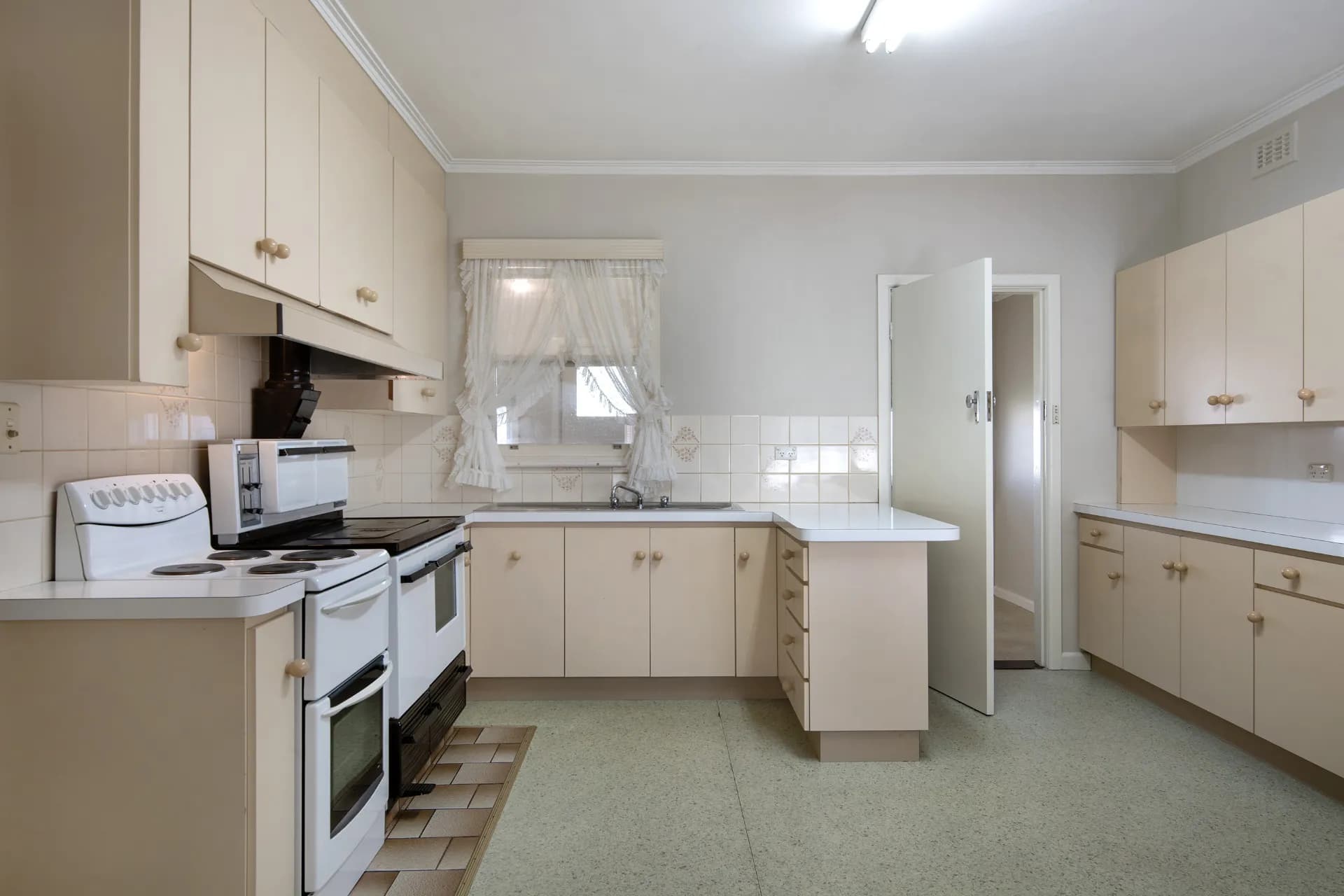 59 Elizabeth Street, Castlemaine, VIC, Castlemaine - Thumbnail 6