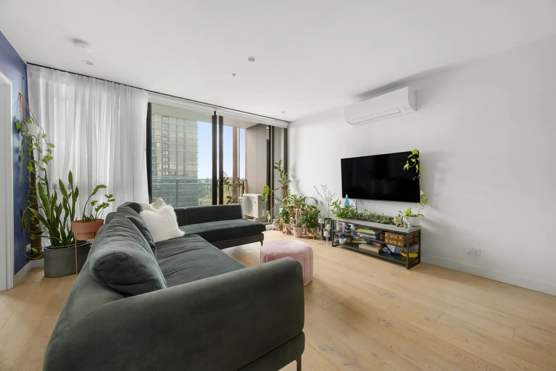 1205/56 Dorcas Street, Southbank - Thumbnail 3