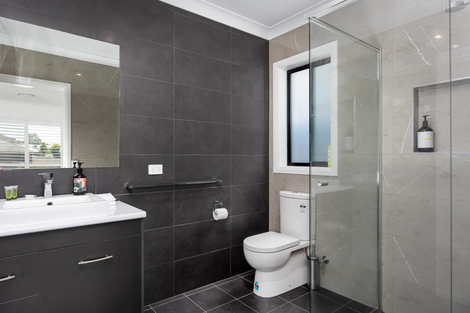 19 Morris  Crescent, Gobbagombalin., Gobbagombalin - Thumbnail 8