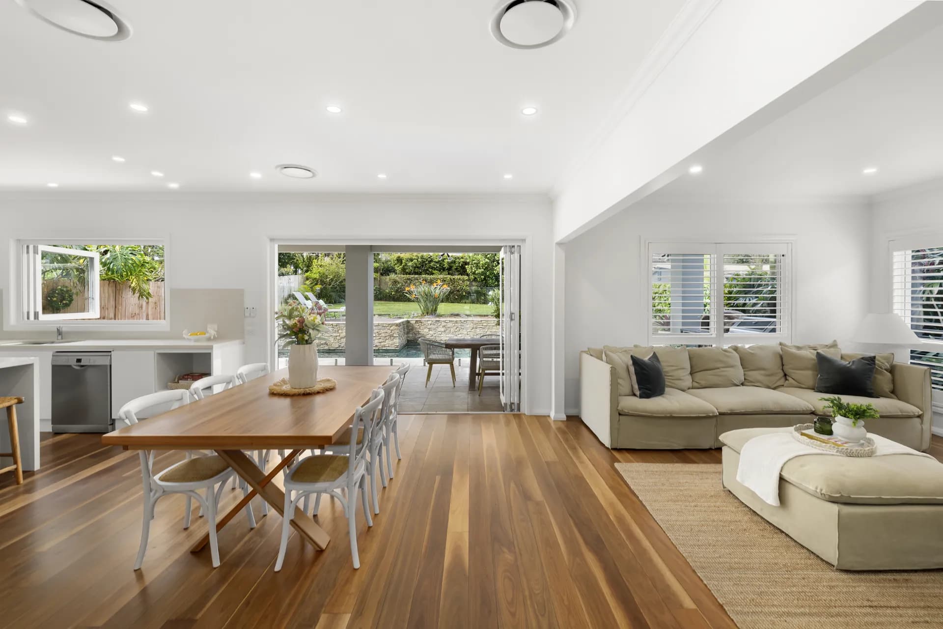 6 Surrey Avenue, Collaroy, NSW, Collaroy - Thumbnail 2