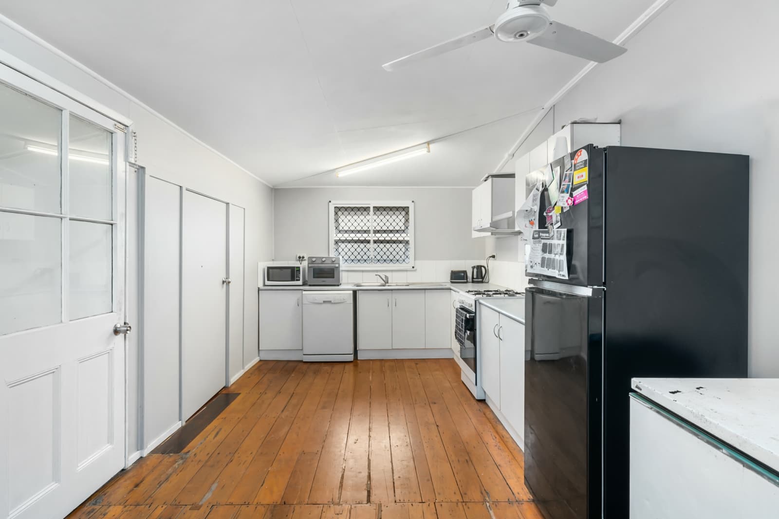 30 Gillespie Street,Wandal, Wandal - Thumbnail 2