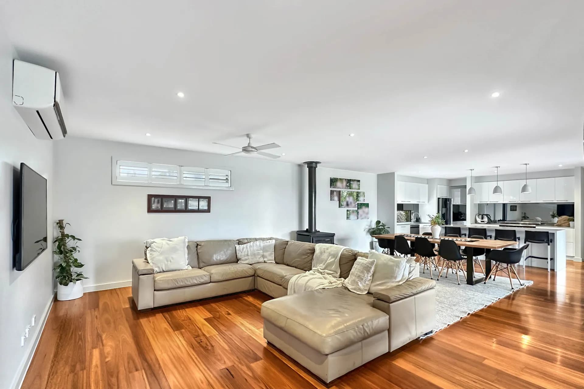 2 Emerald Drive, Warragul, VIC, Warragul - Thumbnail 2