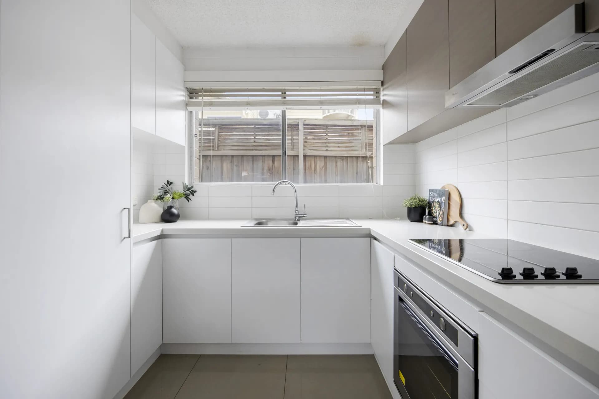 1/12 Collins Street, Mentone., Mentone - Thumbnail 6
