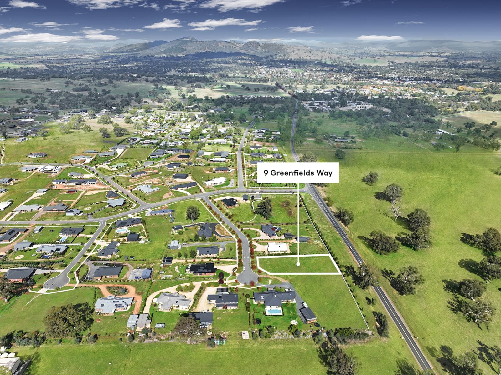 9 Greenfields Way,Mansfield, Mansfield - Thumbnail 2