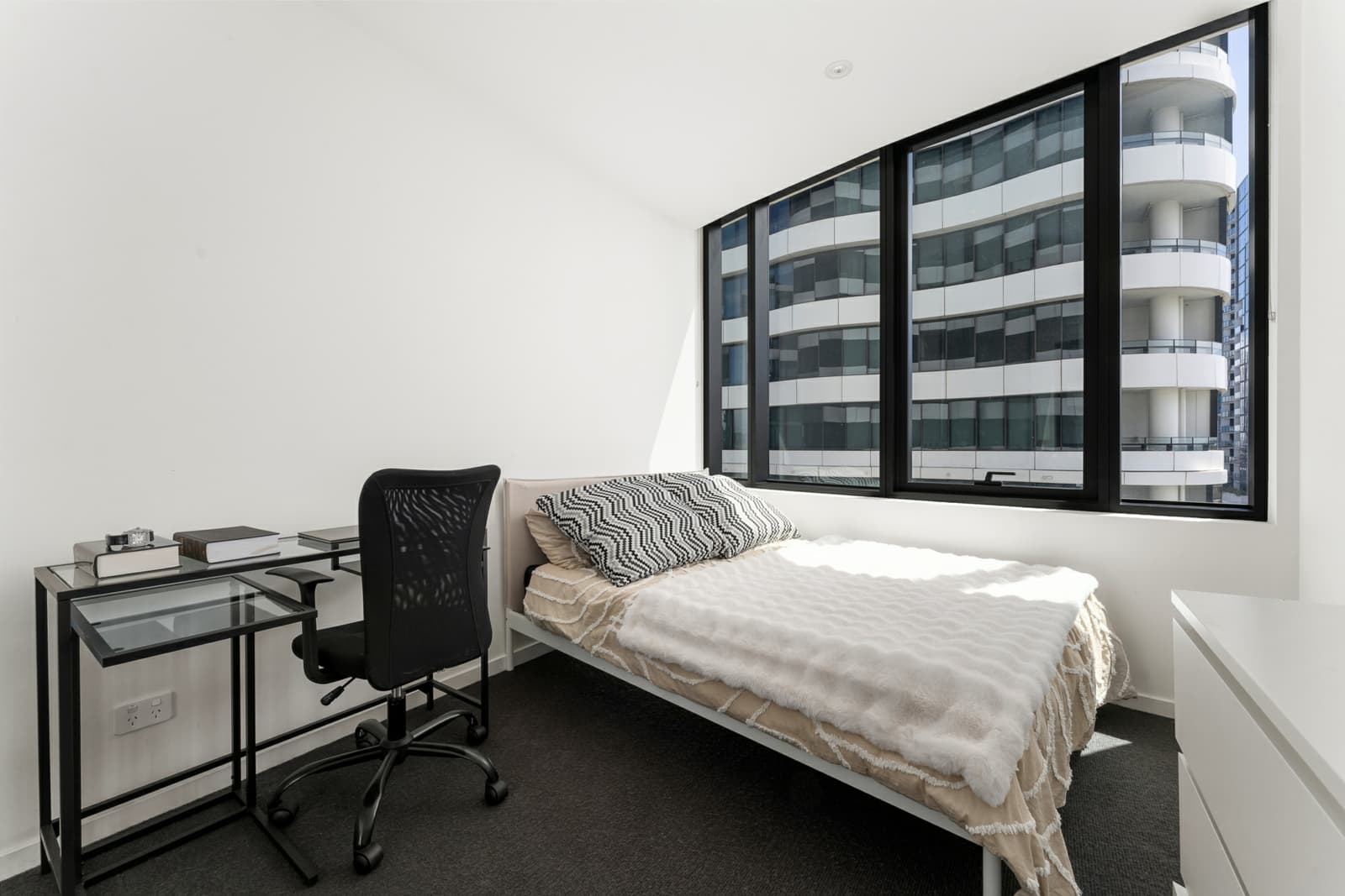 1001/5 Joseph Road,Footscray, Footscray - Thumbnail 5