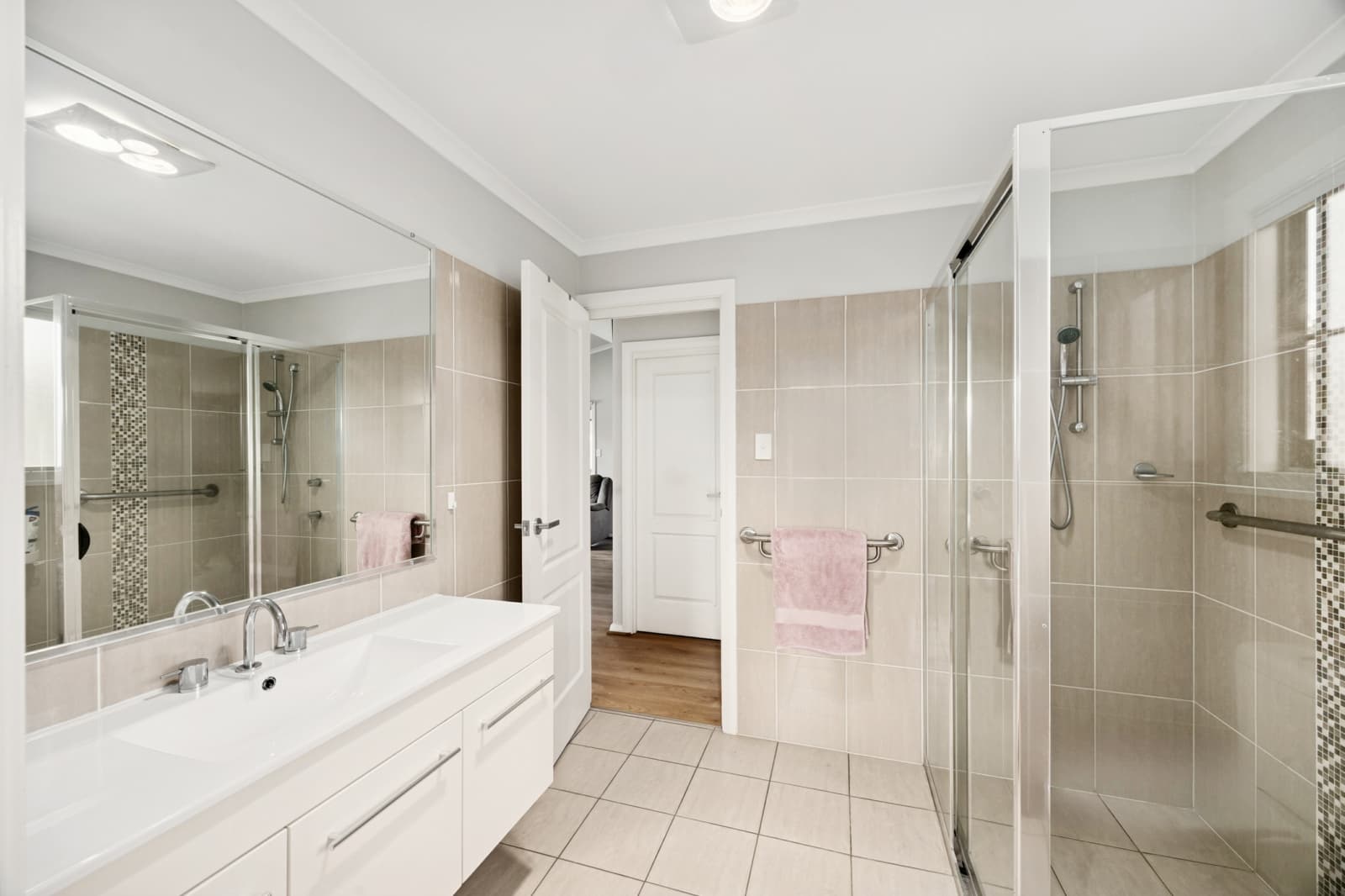204/4 Gimberts Road,Morisset, Morisset - Thumbnail 6
