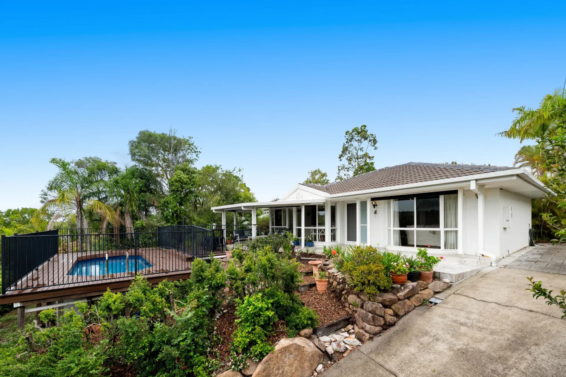37 Cityview Road, Sinnamon Park., Sinnamon Park - Image 1
