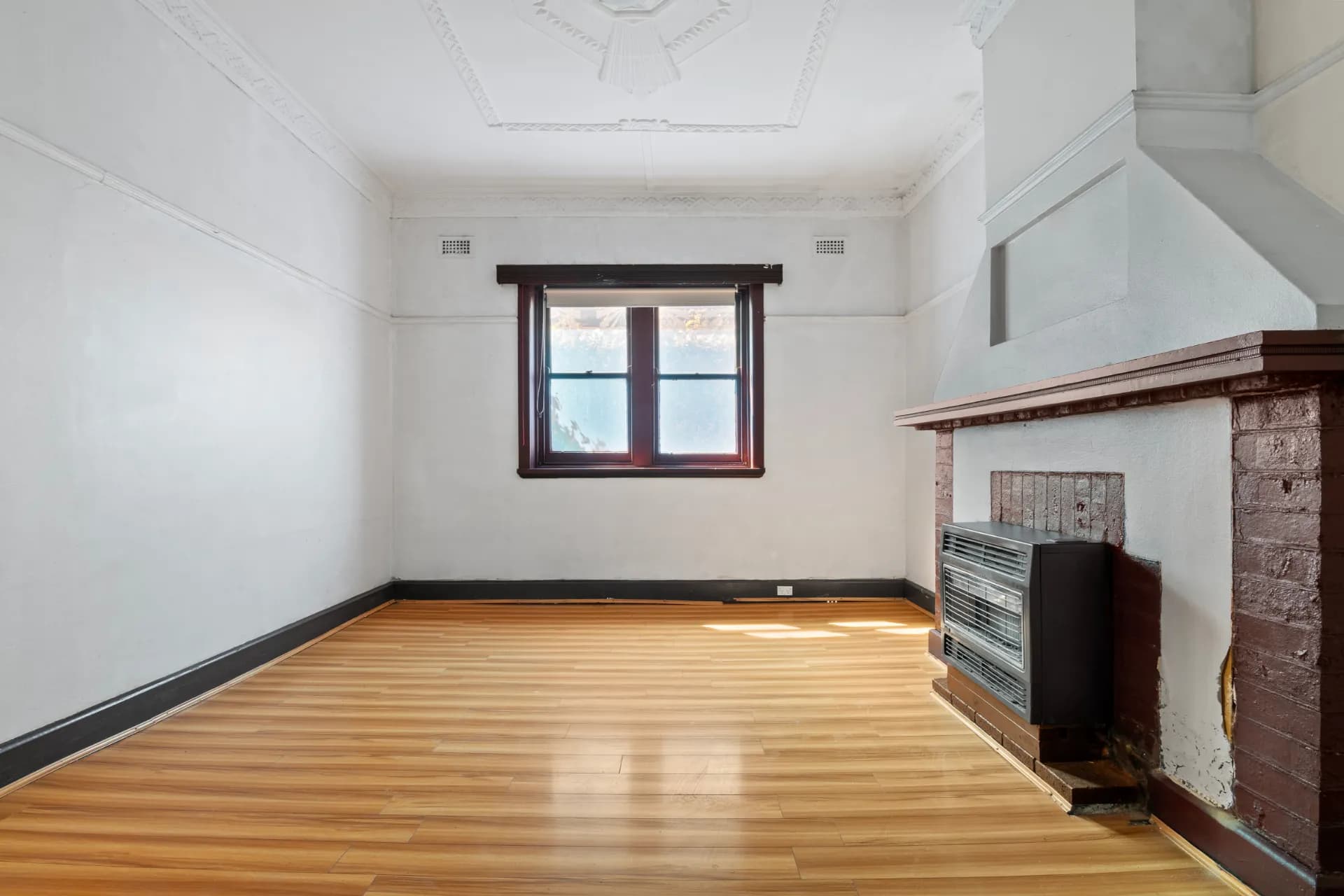 50 Spring Street, Preston - Thumbnail 2
