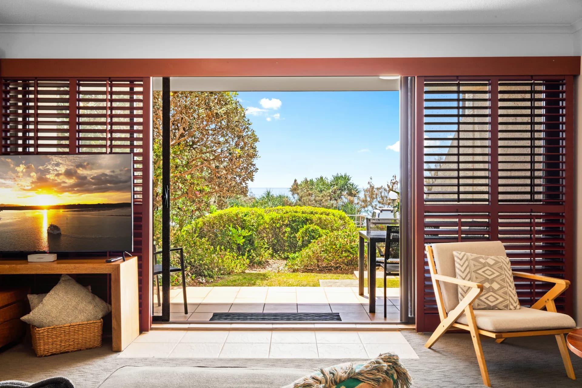 2/1686-1688 David Low Way, Coolum Beach., Coolum Beach - Thumbnail 2
