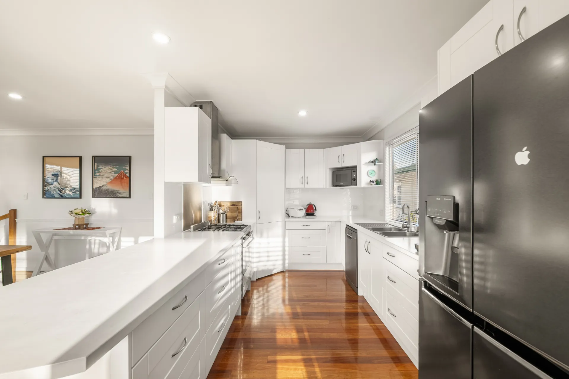 90 Seaville Avenue, Scarborough, QLD, Scarborough - Thumbnail 8