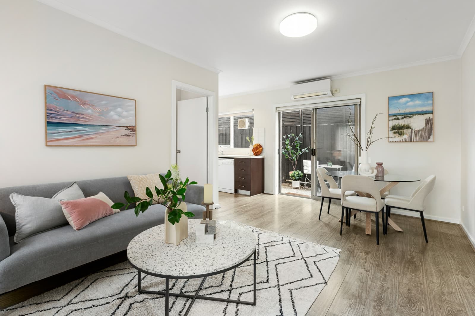2/2 Dundas Street,Thornbury, Thornbury - Image 1