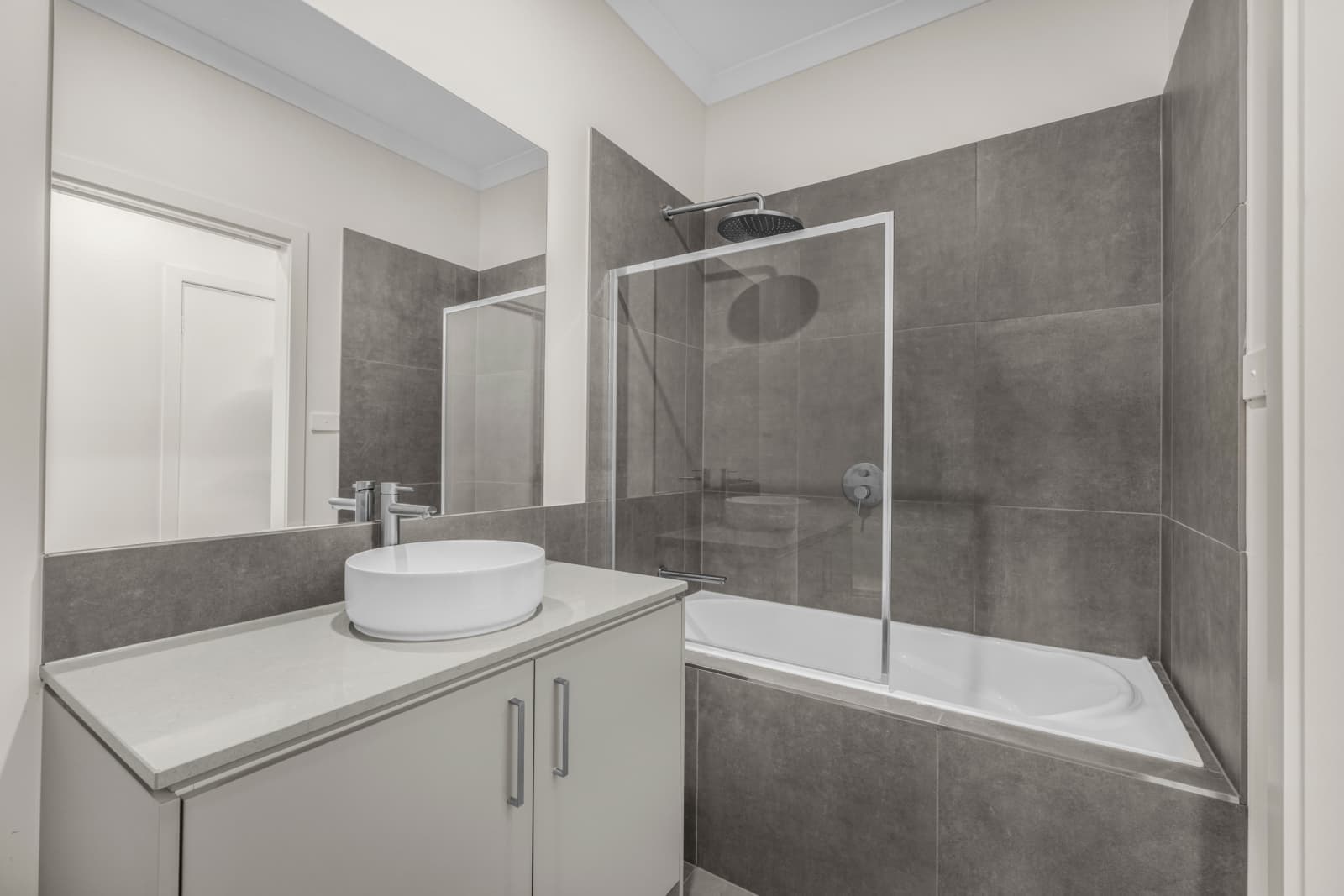 11 Corinth Street,Manor Lakes, Manor Lakes - Thumbnail 5