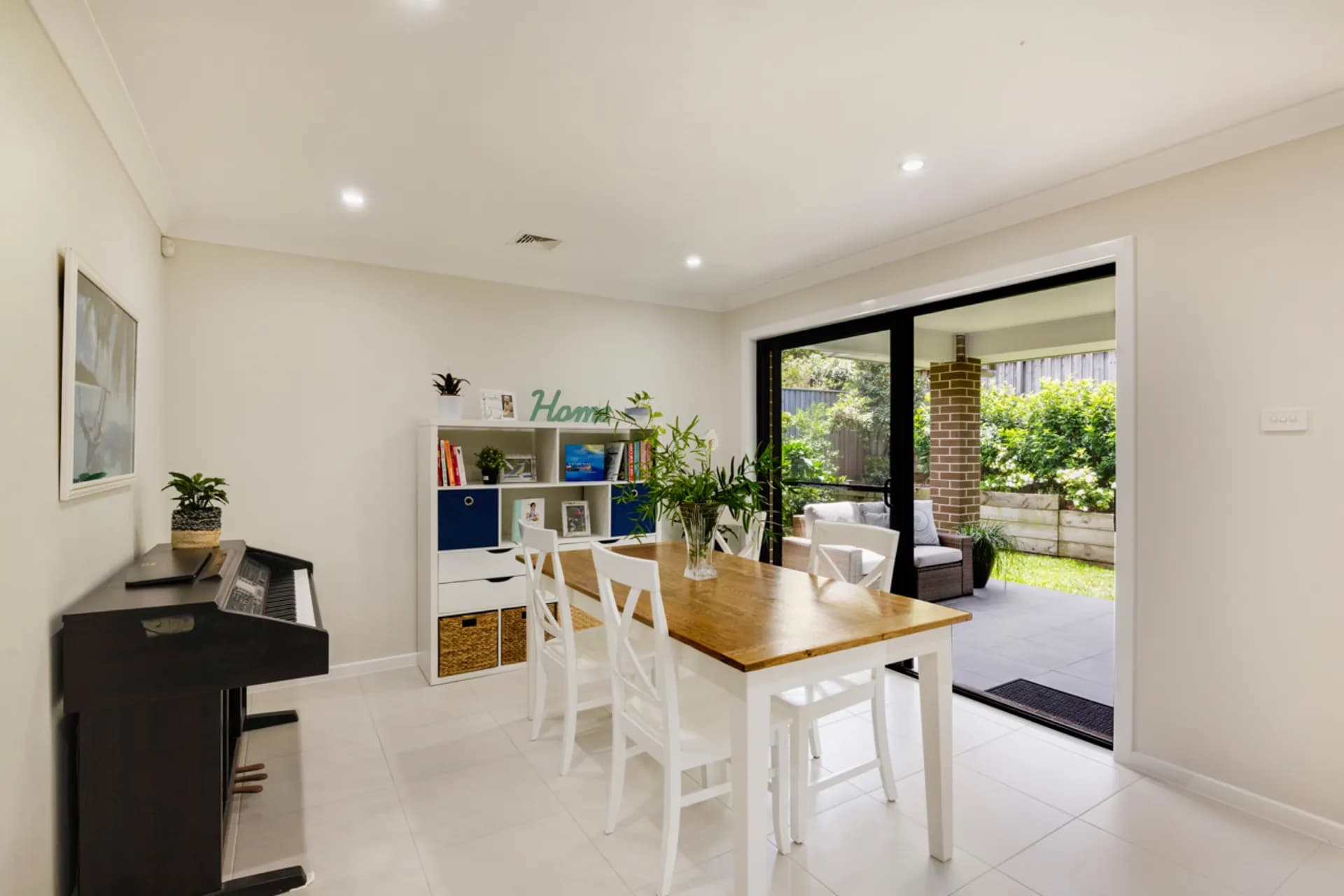 28 Baz Retreat, Warriewood, NSW, Warriewood - Thumbnail 4