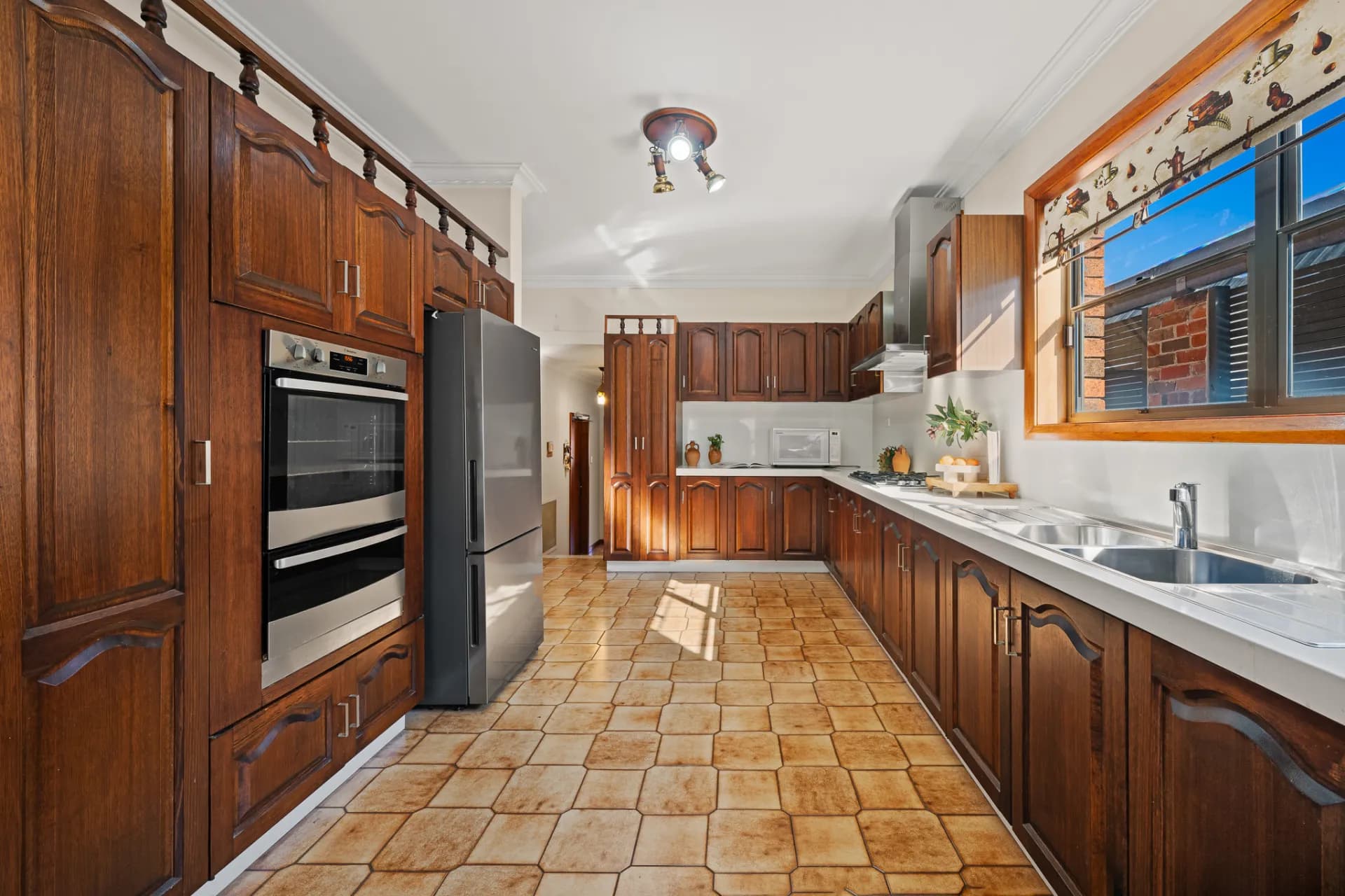 9 Lea Avenue, Russell Lea., Russell Lea - Thumbnail 3