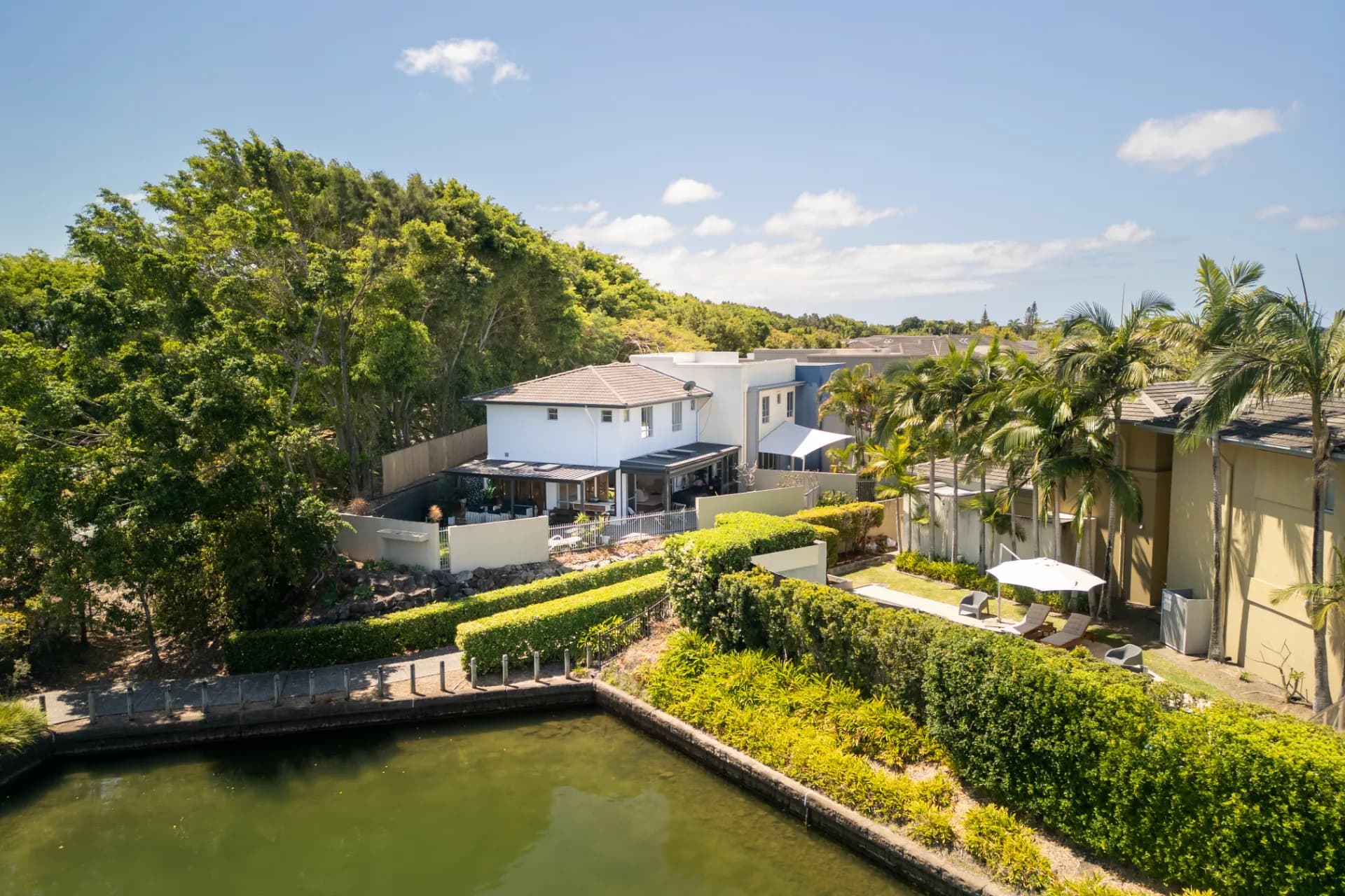 6059 Lugano Drive, Hope Island., Hope Island - Thumbnail 2