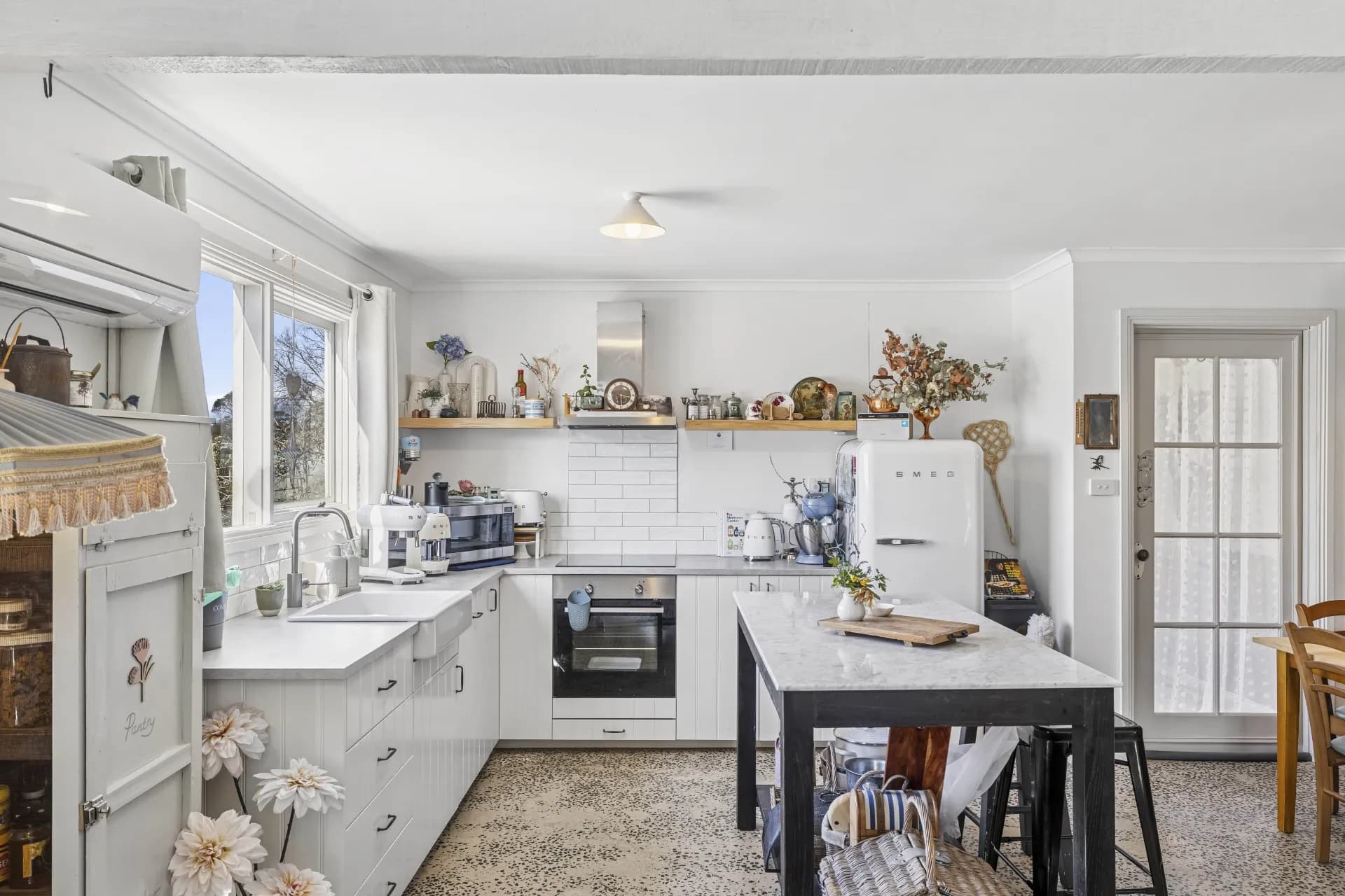 28 Ross Street, Malmsbury, VIC, Malmsbury - Thumbnail 2