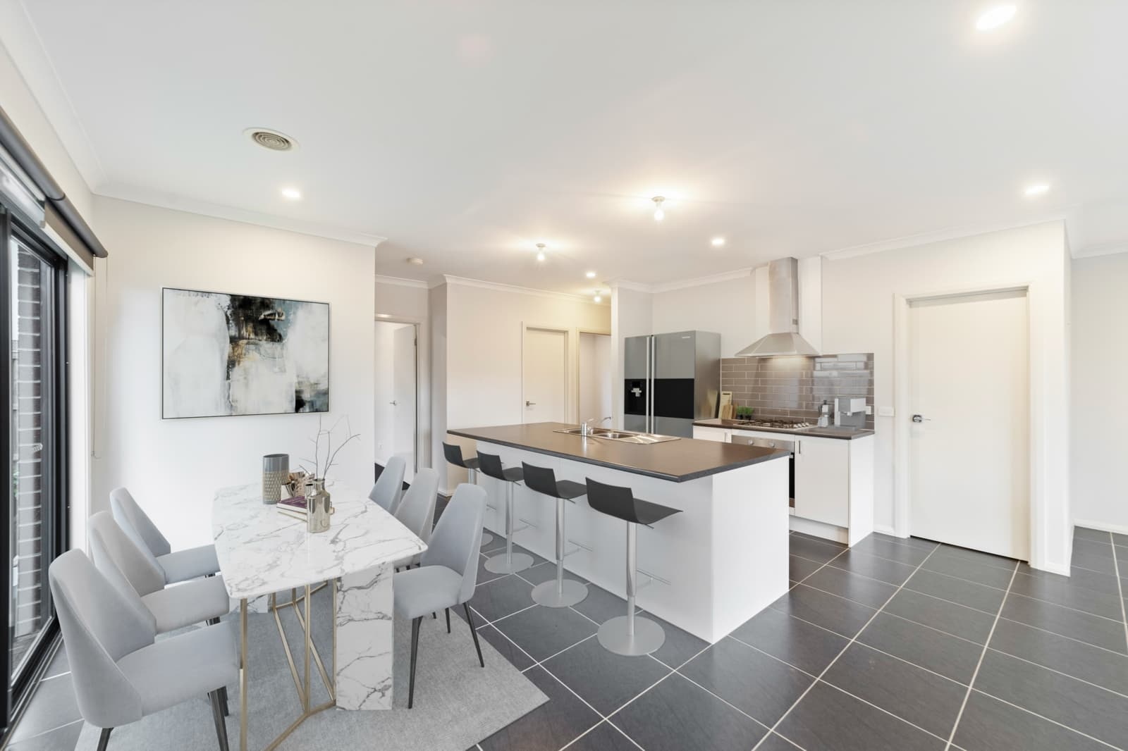 5 Papas View, Wyndham Vale - Thumbnail 3