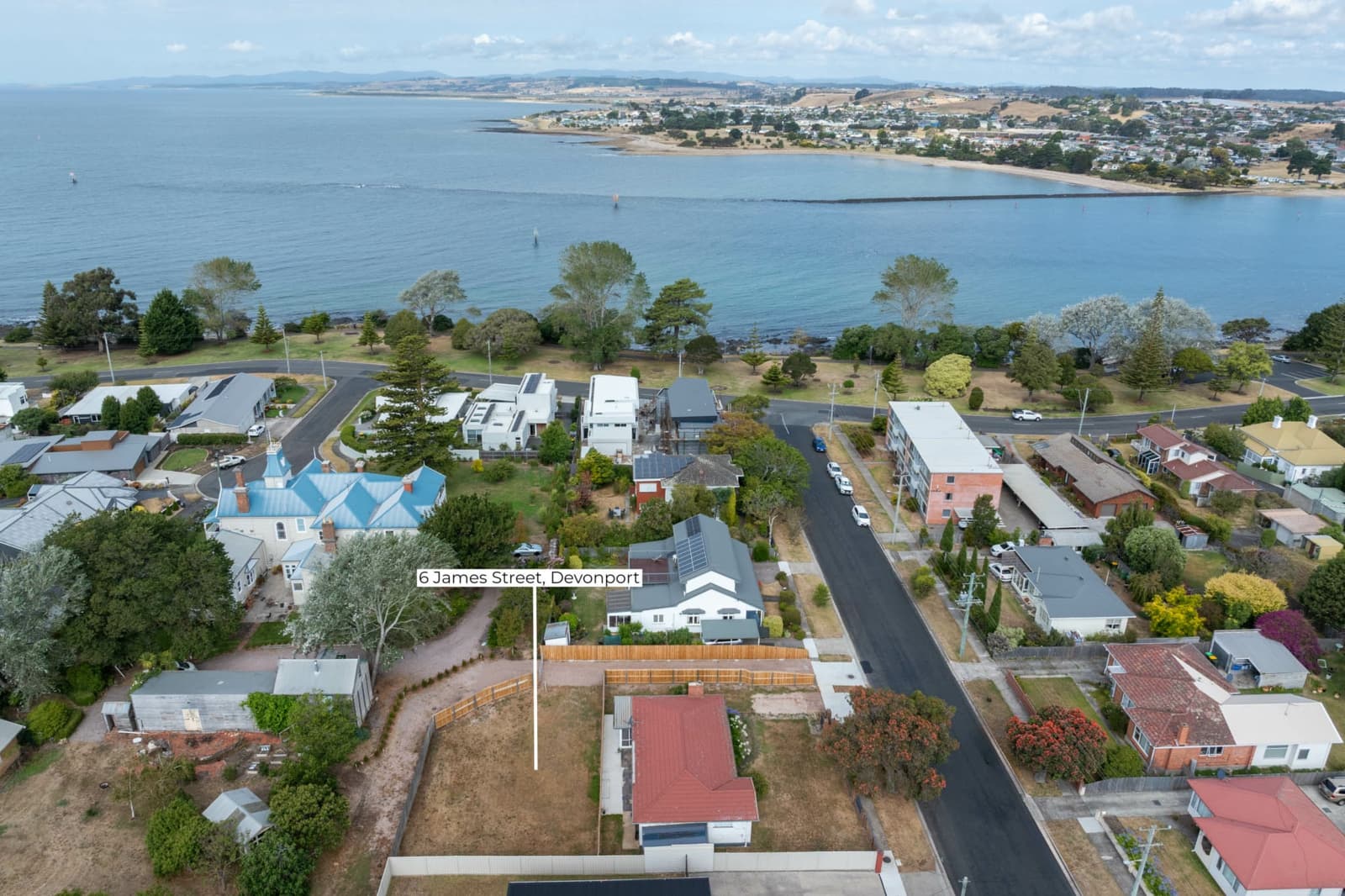 6 James Street,Devonport, Devonport - Thumbnail 3