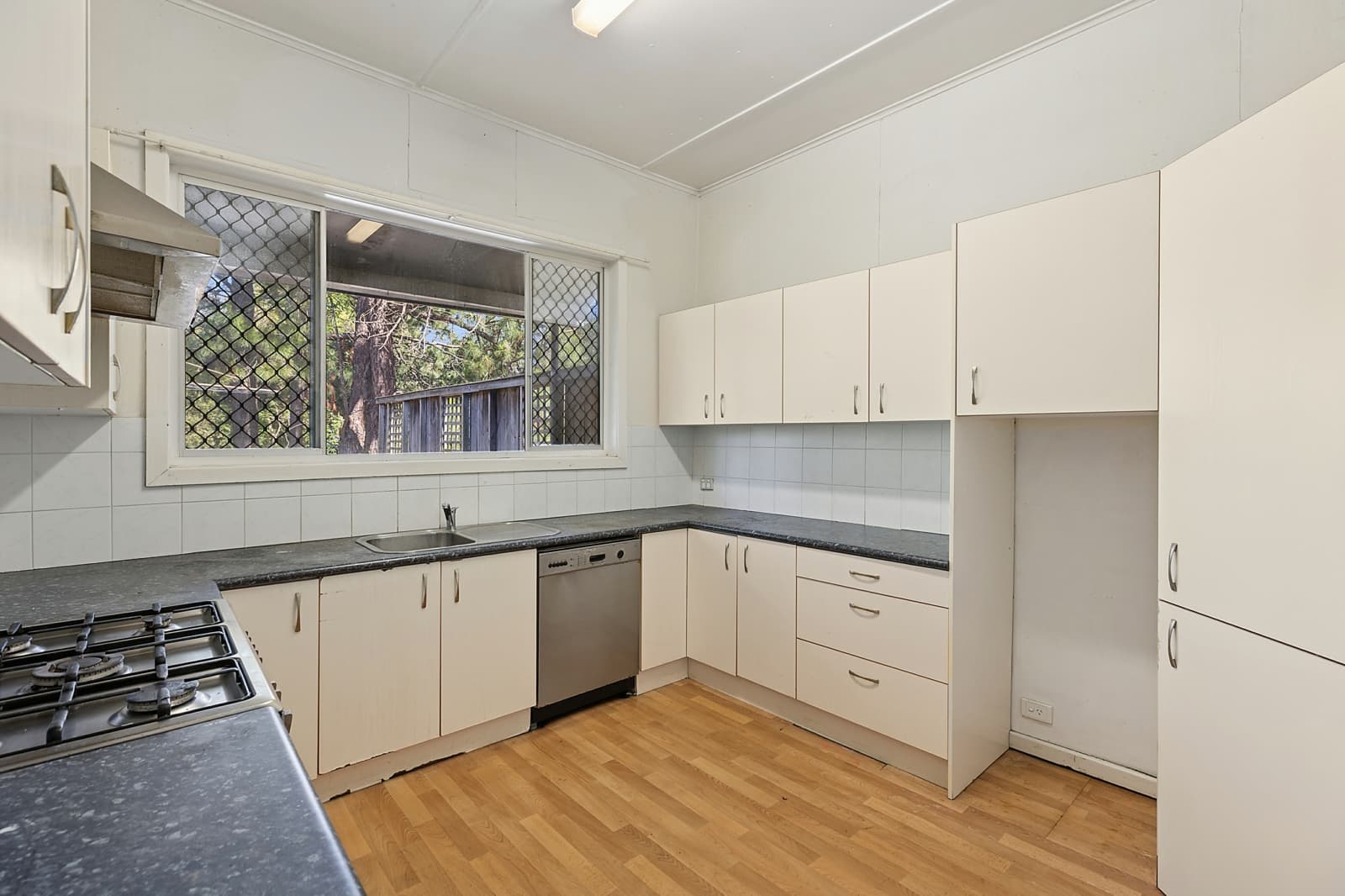 12 Denman Street,Maitland, Maitland - Thumbnail 2