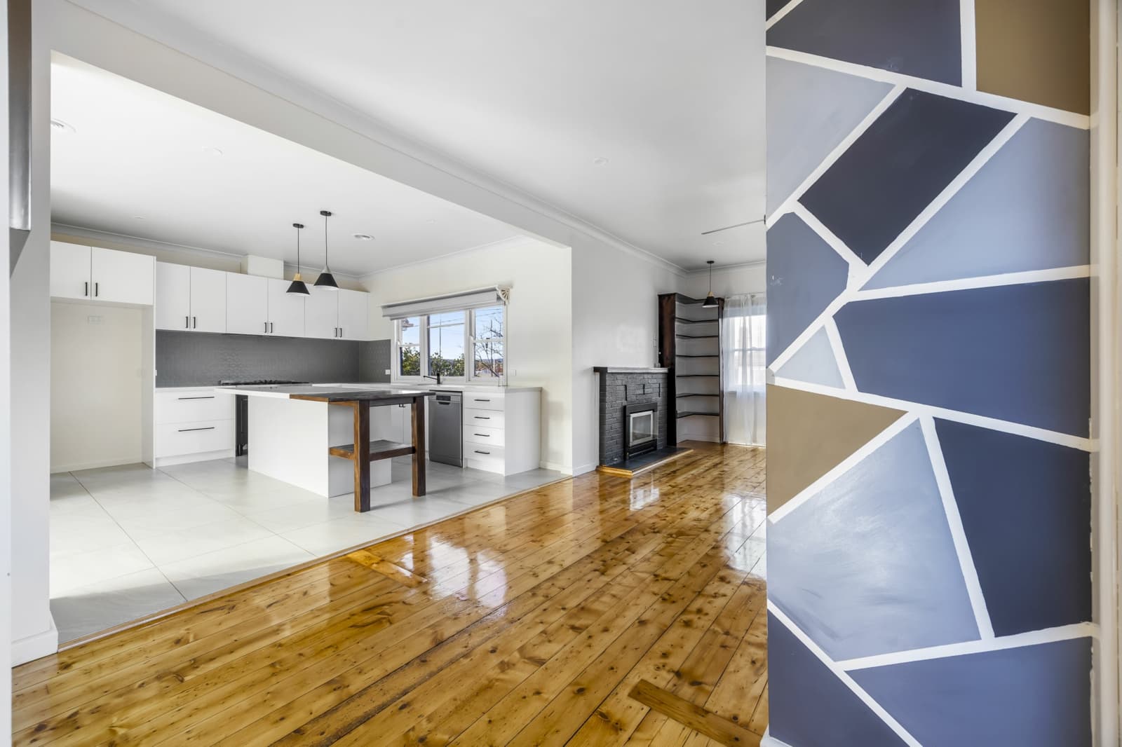 37 Brinkley Avenue,Wendouree, Wendouree - Thumbnail 2
