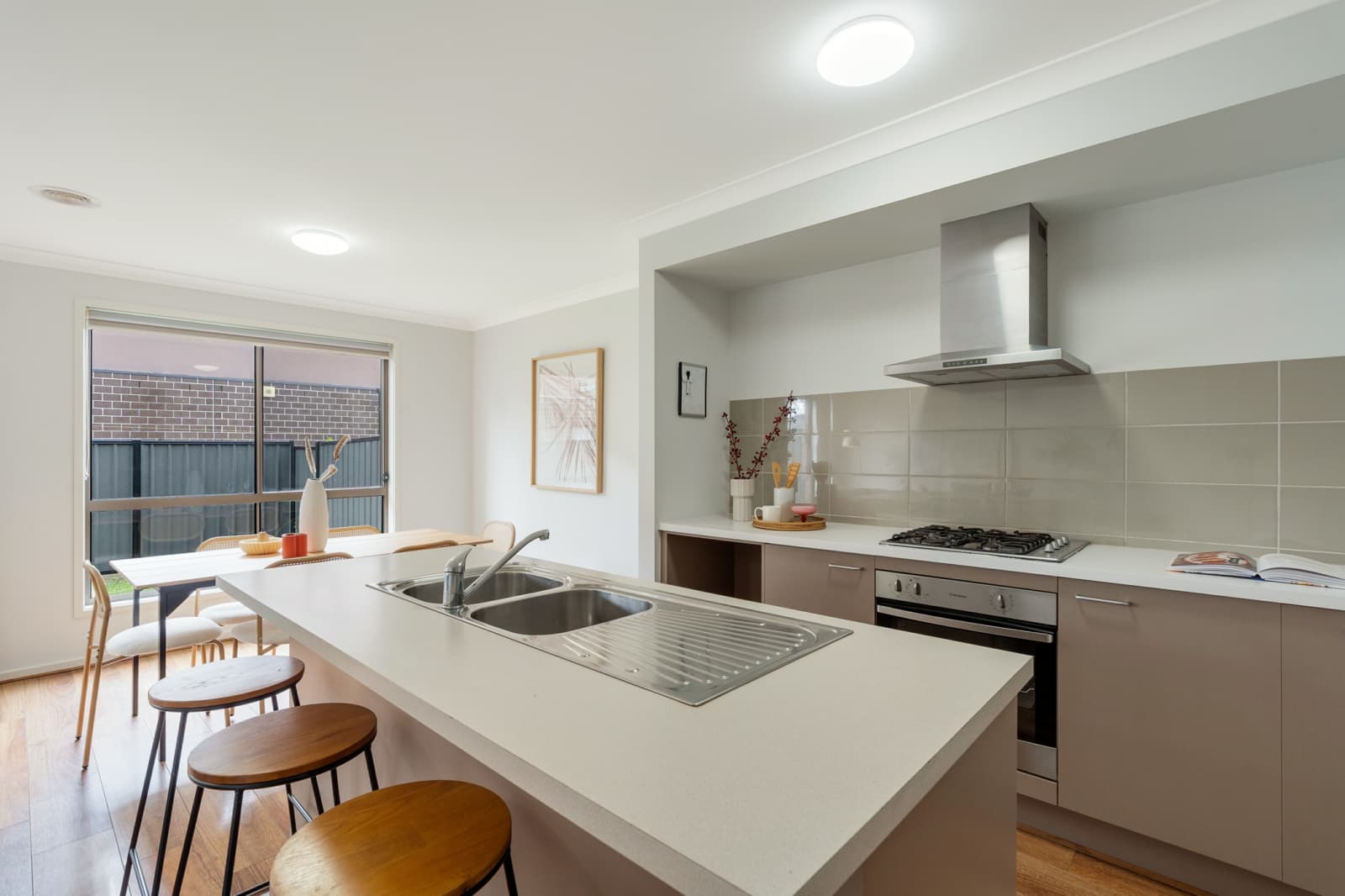 15 Bandicoot Road,Craigieburn, Craigieburn - Thumbnail 2