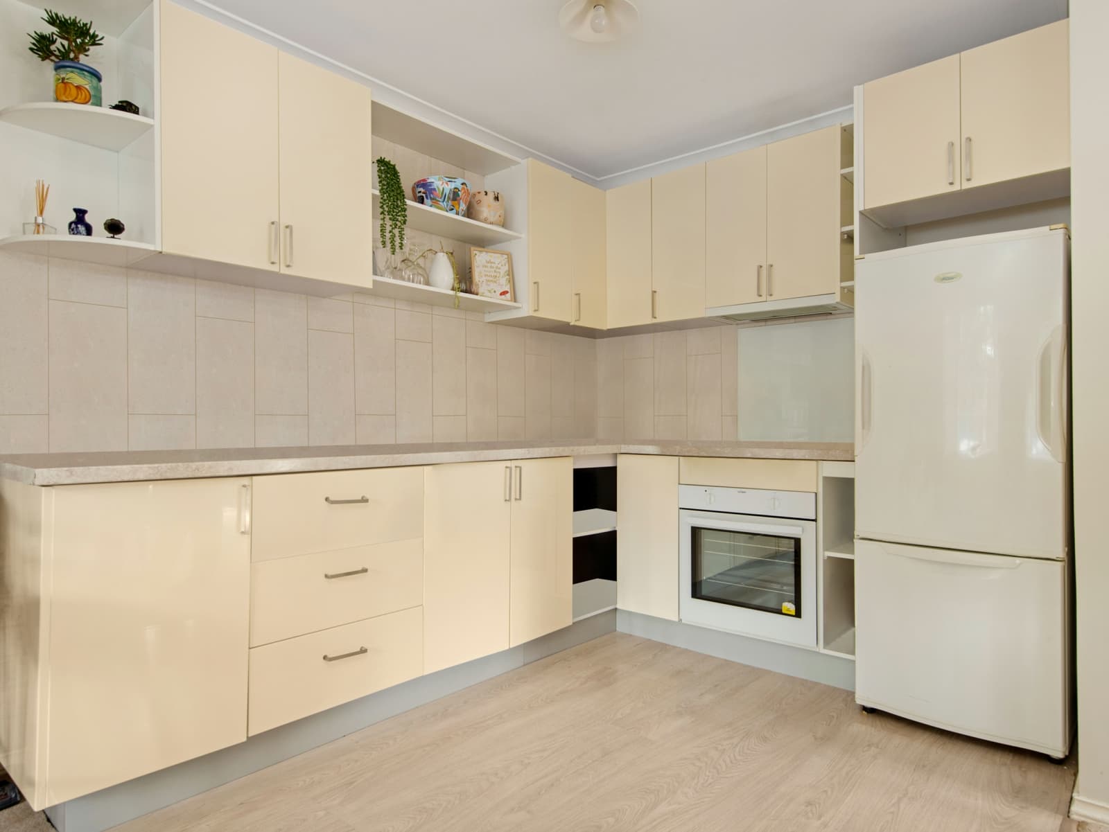 7/11 Beechwood Court,Sunshine Bay, Sunshine Bay - Thumbnail 4