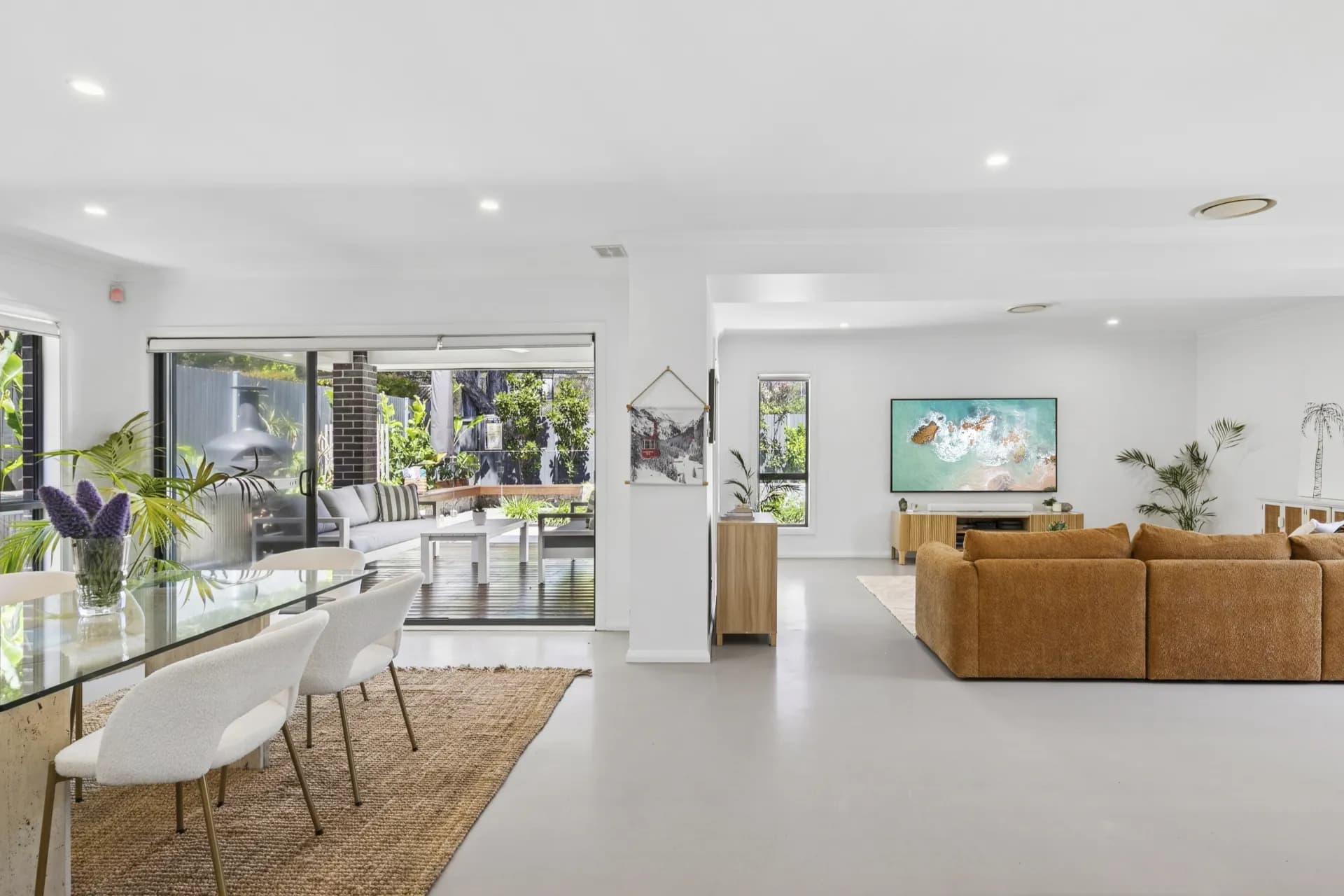 13 Lee Road, Beacon Hill., Beacon Hill - Thumbnail 3