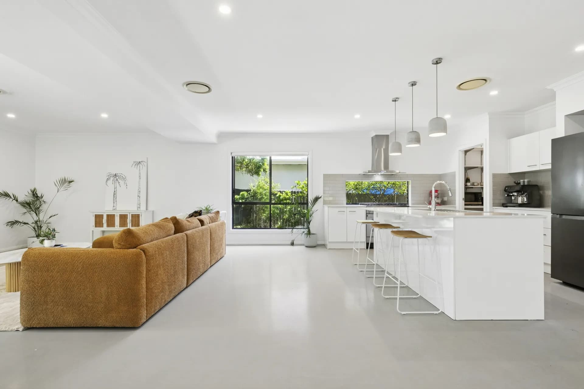 13 Lee Road, Beacon Hill., Beacon Hill - Thumbnail 5