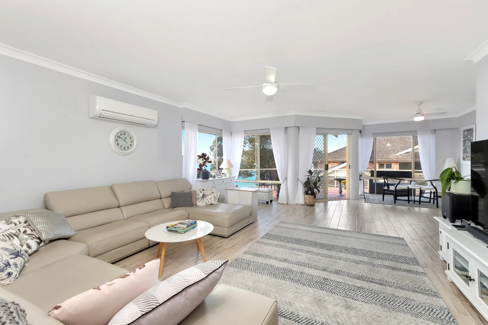 9 Kurrawa Avenue, Point Clare - Thumbnail 5