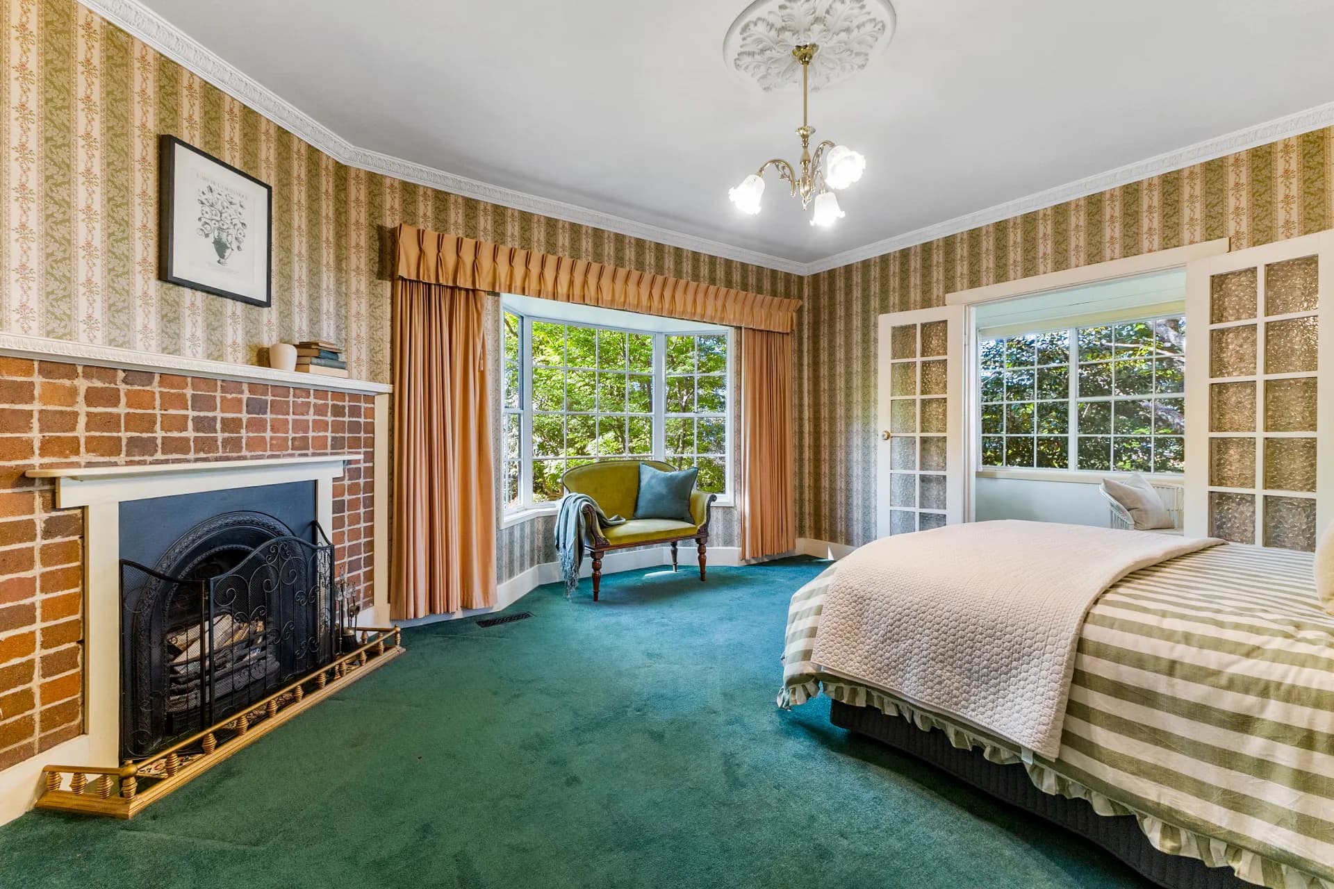 14 Ferguson Avenue, Hazelbrook, NSW, Hazelbrook - Thumbnail 6