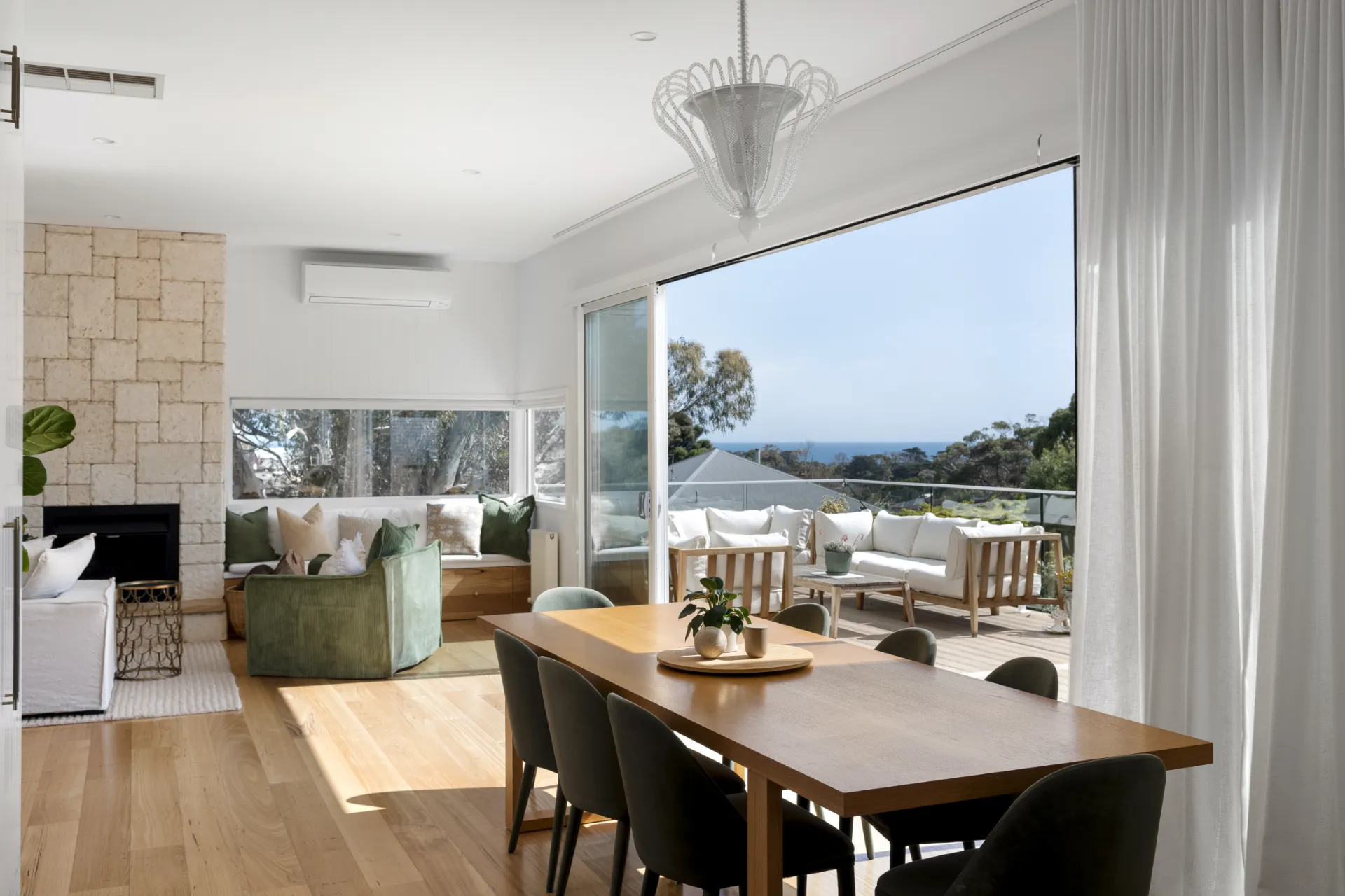 8 Birdwood Avenue, Mornington, VIC, Mornington - Thumbnail 3