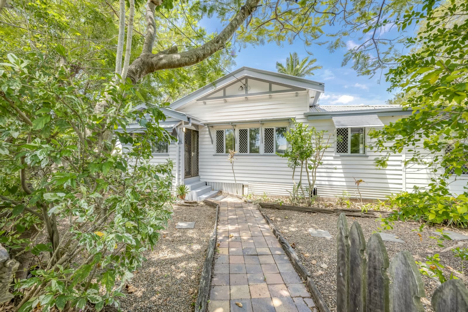 38 Pitt Street,Walkervale, Walkervale - Image 1