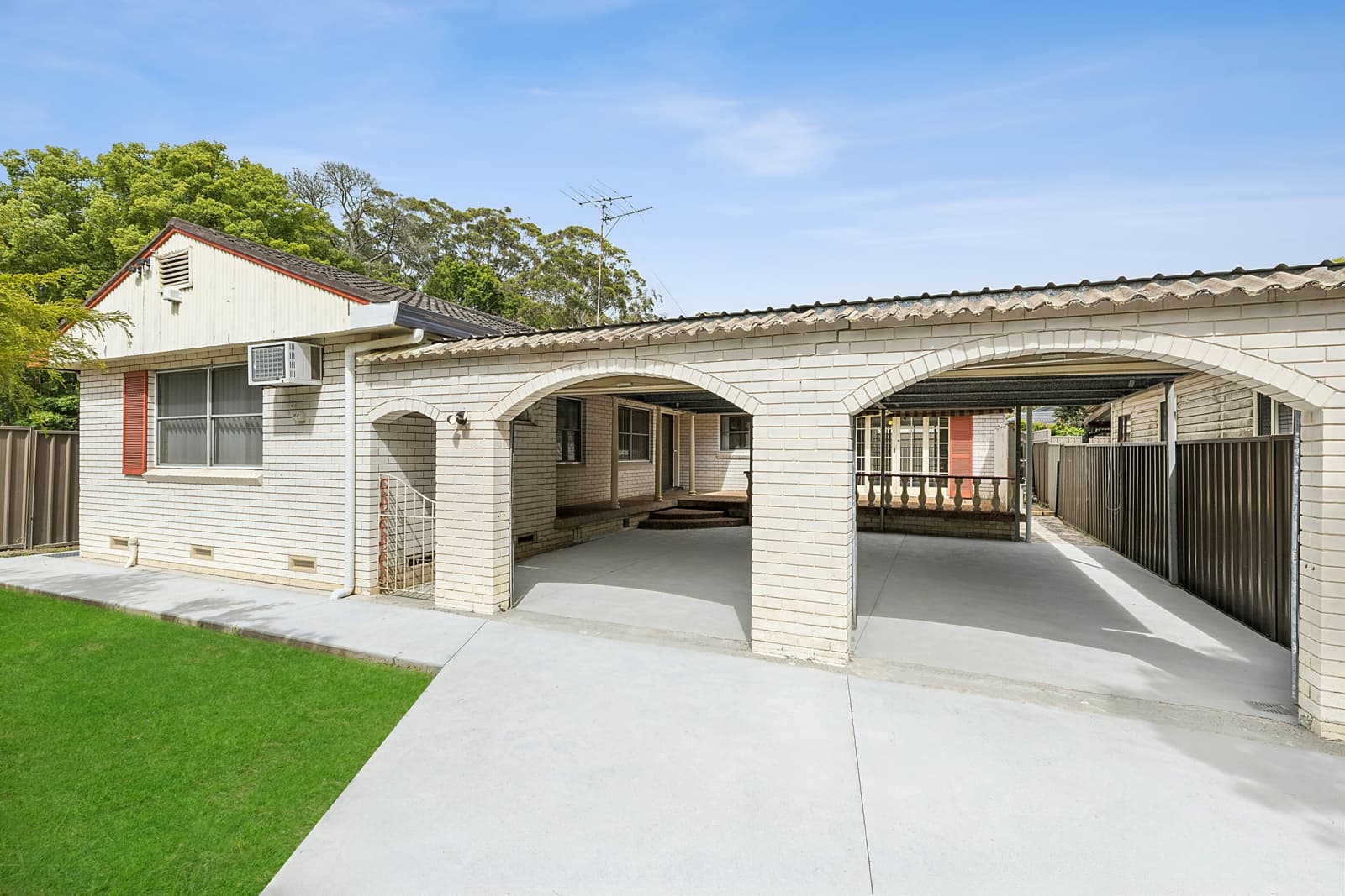 968 Pacific Highway,Lisarow, Lisarow - Thumbnail 2
