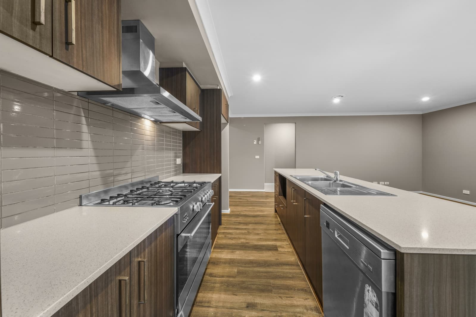 23 Cubbyhouse Road,Wyndham Vale, Wyndham Vale - Thumbnail 6
