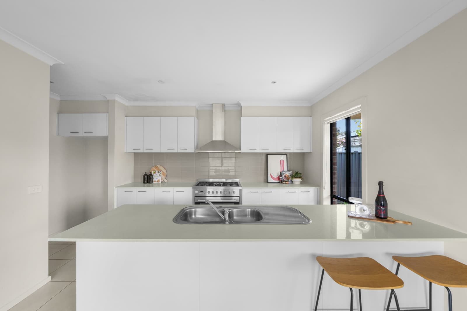 16 Cornubia Road,Manor Lakes, Manor Lakes - Thumbnail 4
