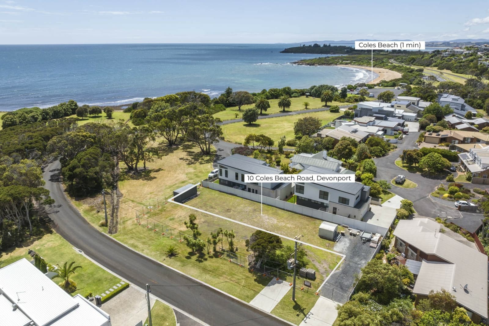 10 Coles Beach Road,Devonport, Devonport - Thumbnail 2