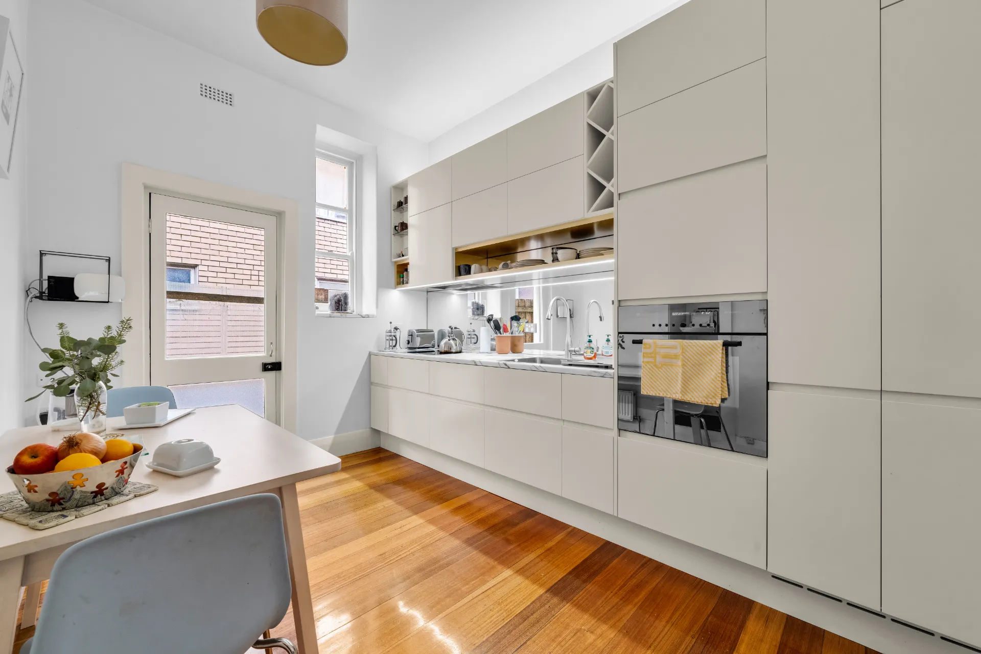 2A/19 Marine Parade, St Kilda, VIC, St Kilda - Thumbnail 3