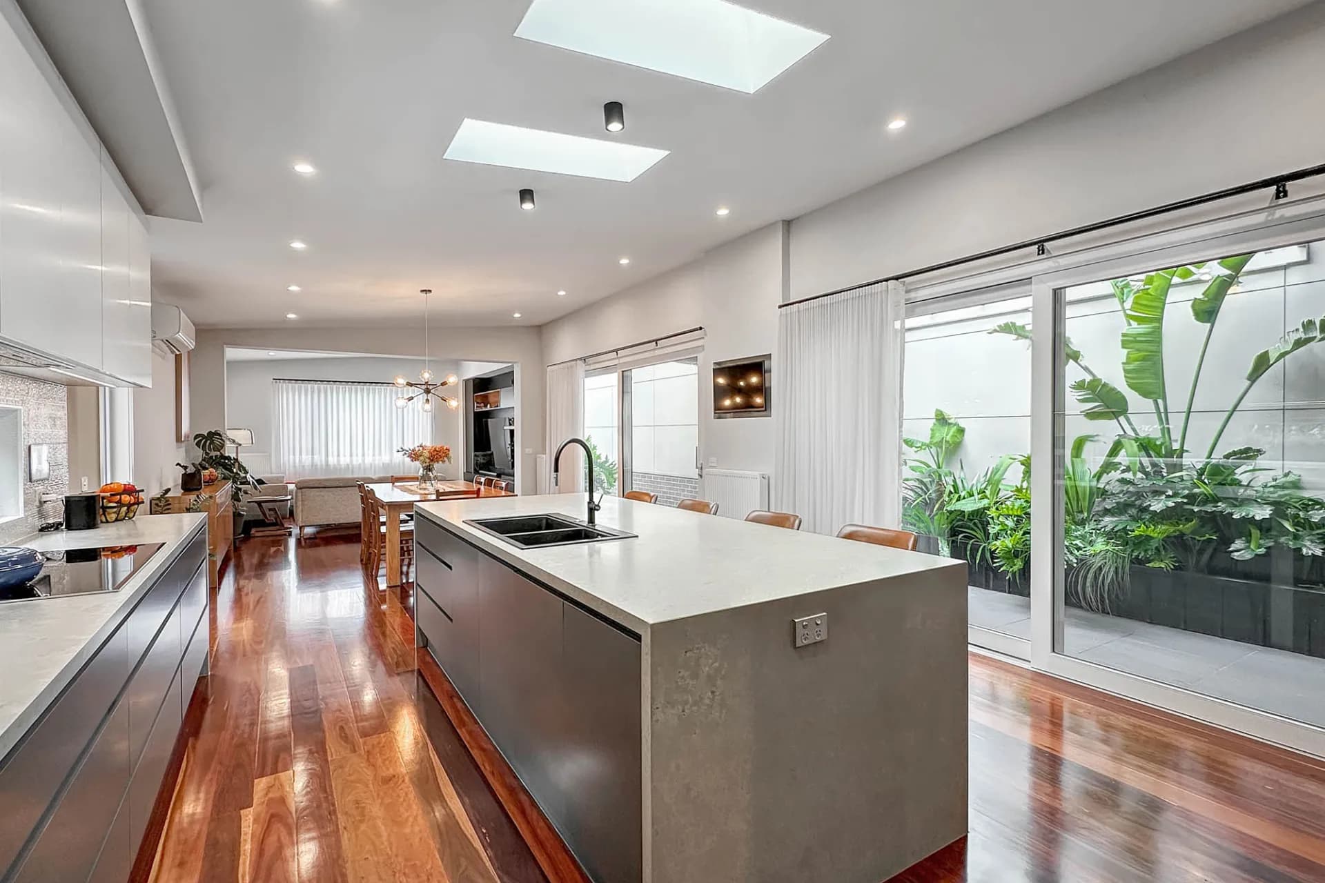 4 Jacaranda Court, Warragul - Thumbnail 2