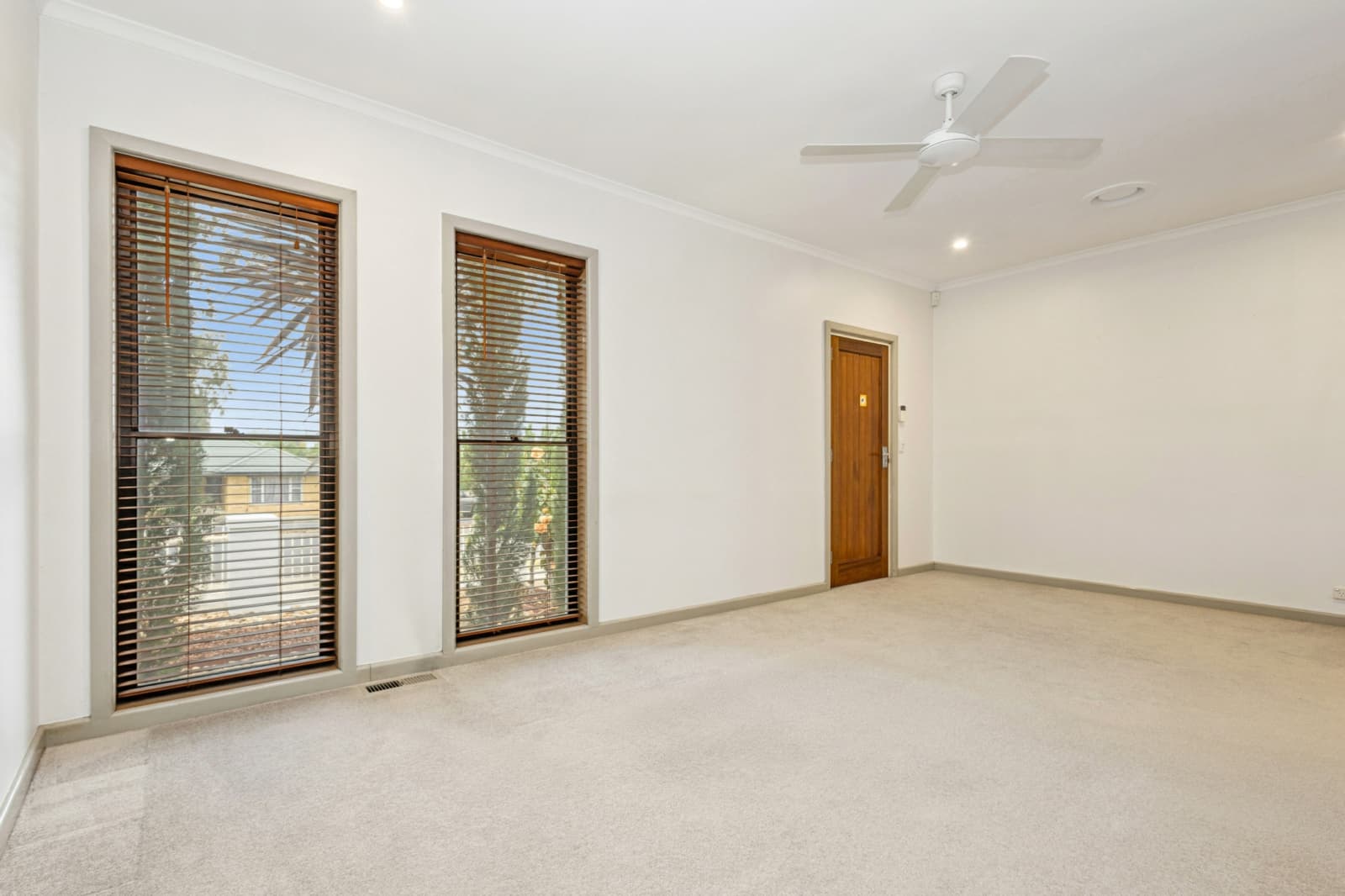 75 Condon Street,Kennington, Kennington - Thumbnail 6